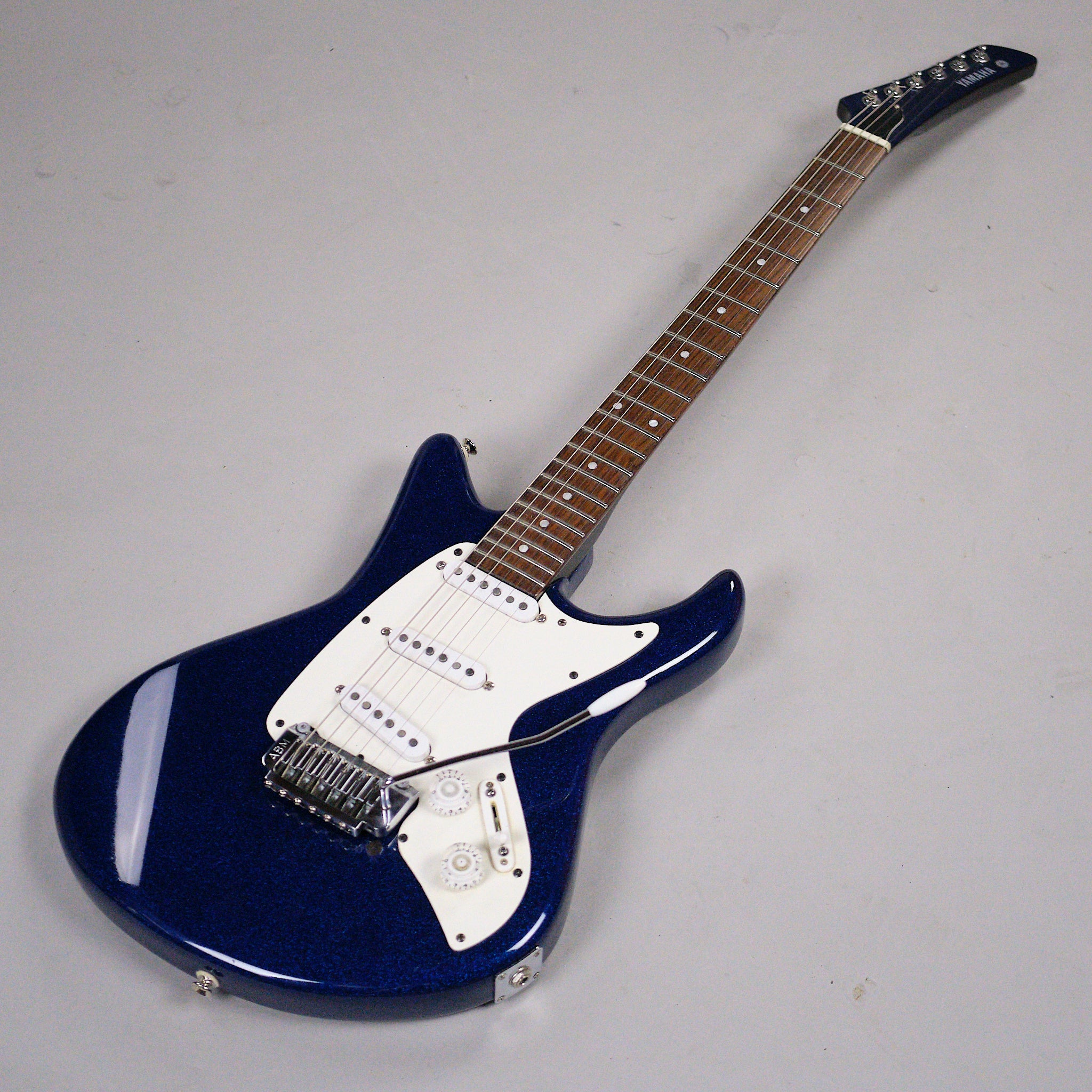 c1990s Yamaha SS-300 (Japan, Metallic Blue)