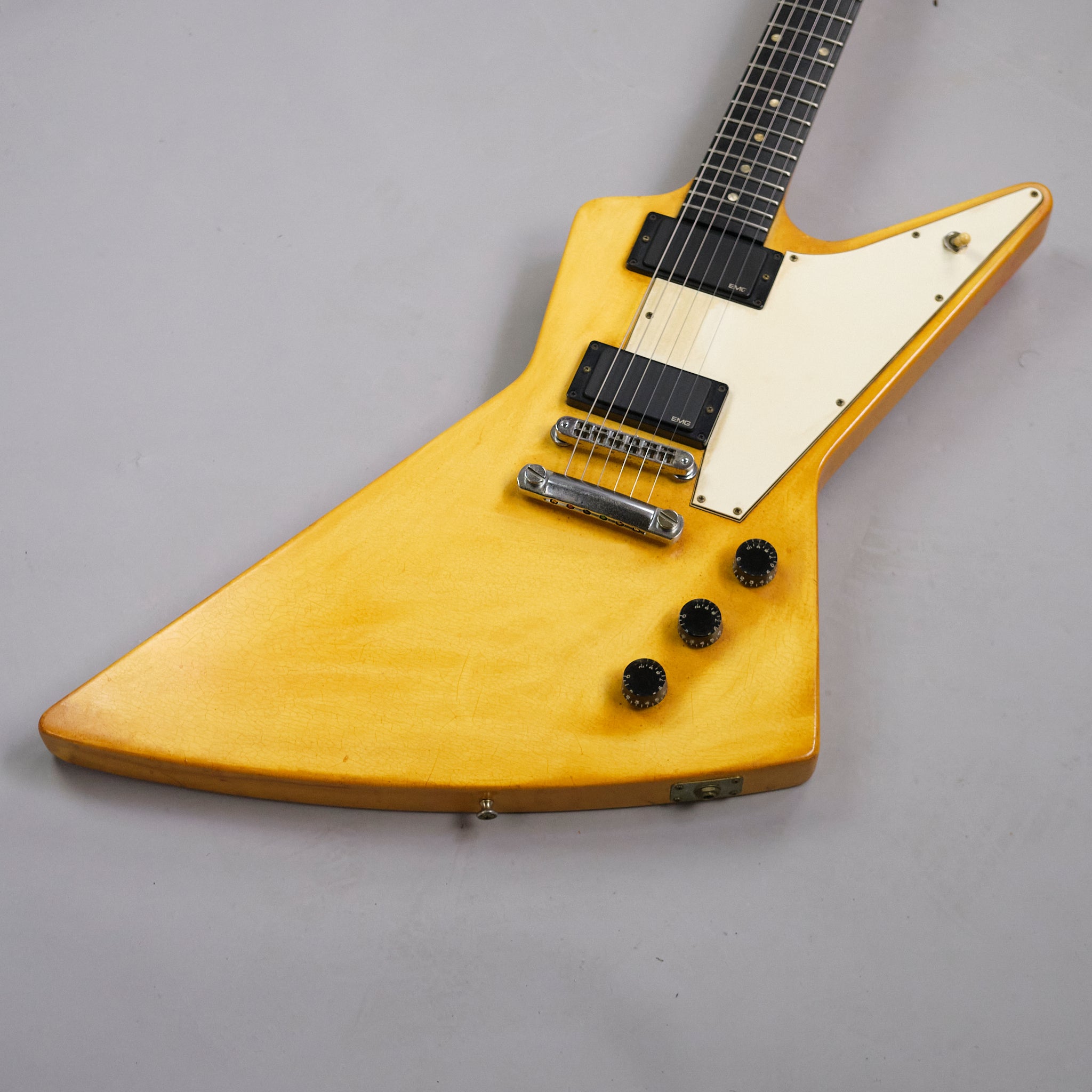 1998 Gibson Explorer (USA, Nicotine White)