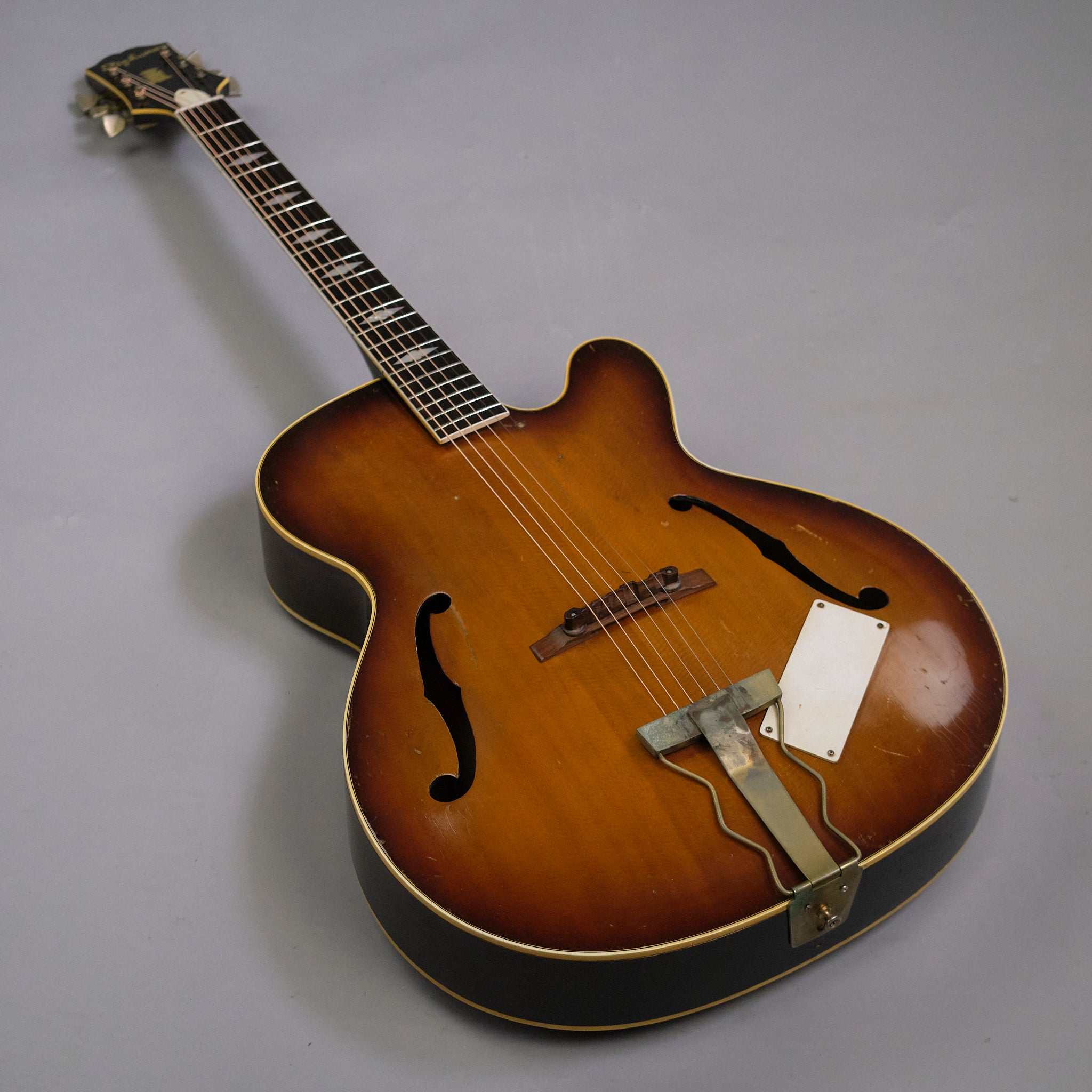 1958 Epiphone Triumph A-412 (USA, Sunburst)