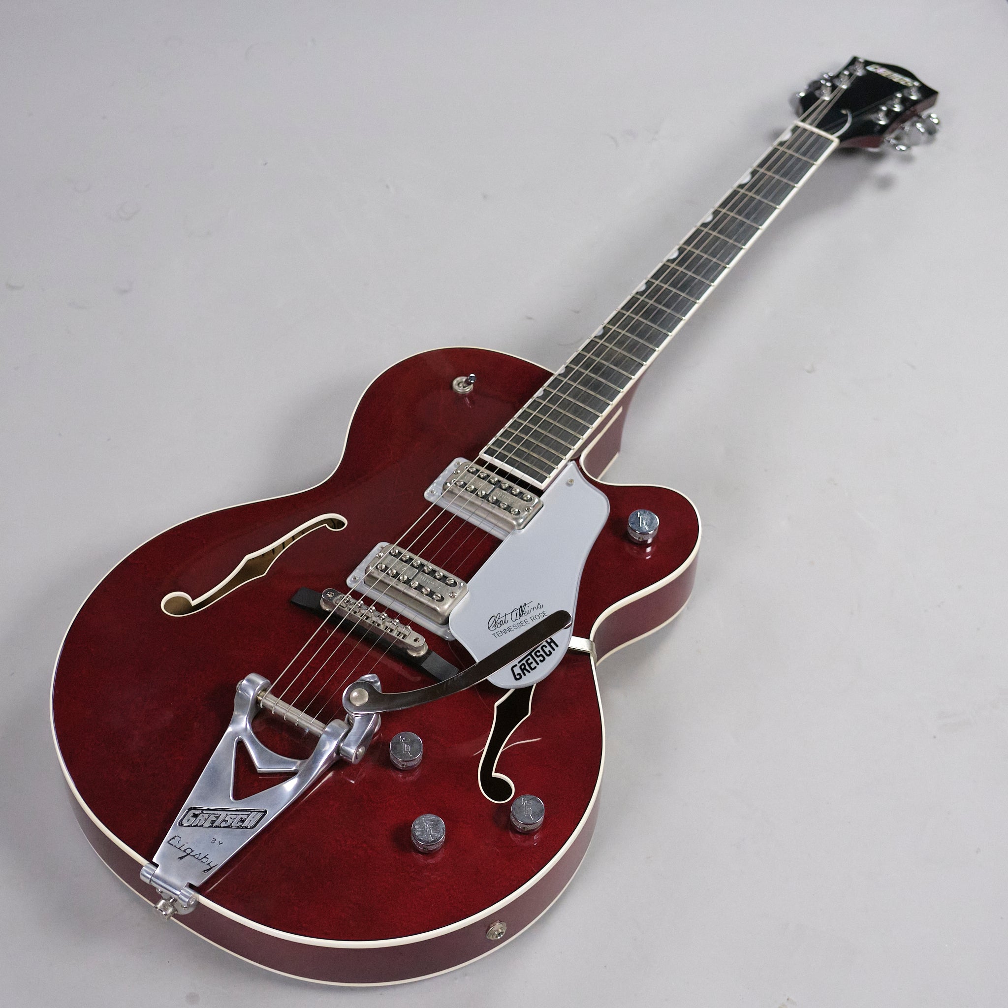 2010 Gretsch G6119 Chet Atkins Tennesse Rose ( Japan, Deep Cherry Stain, OHSC)