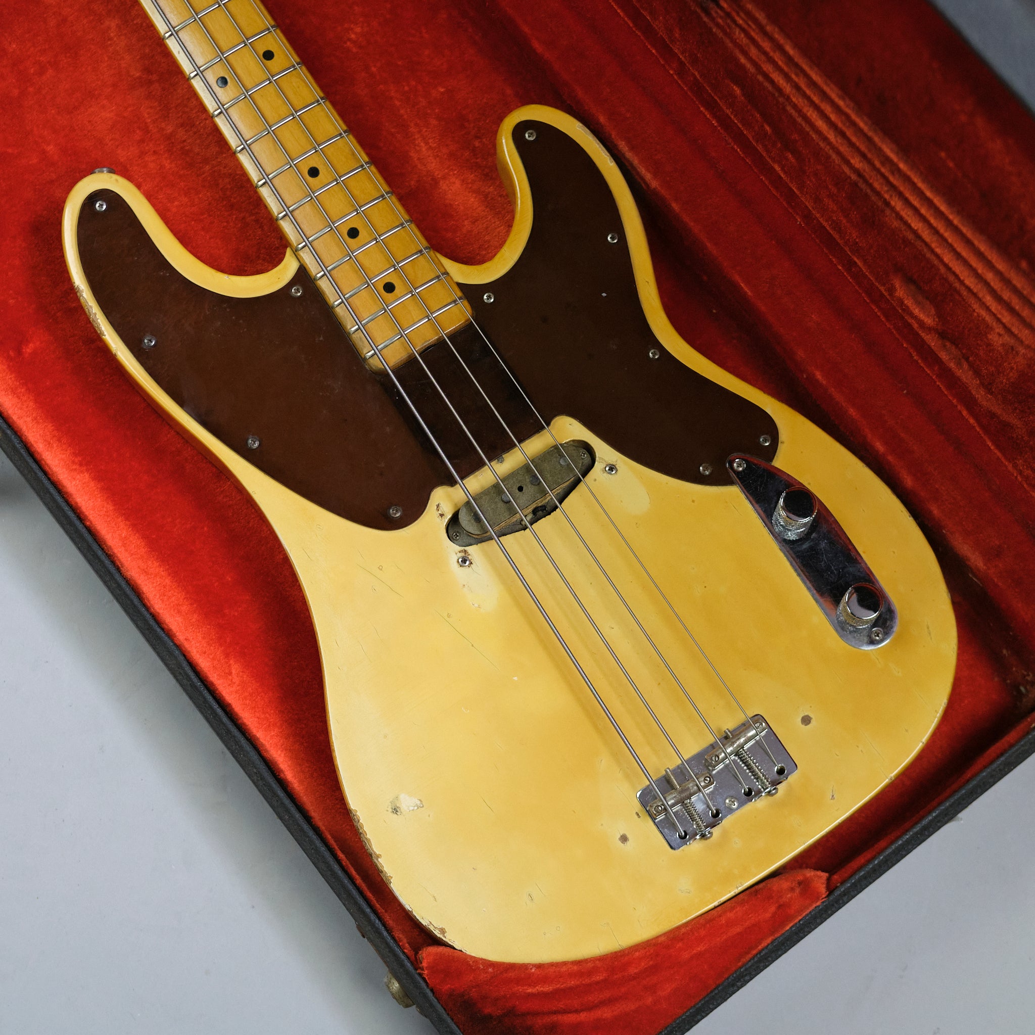 1968 Fender Telecaster Bass (USA, White, OHSC)