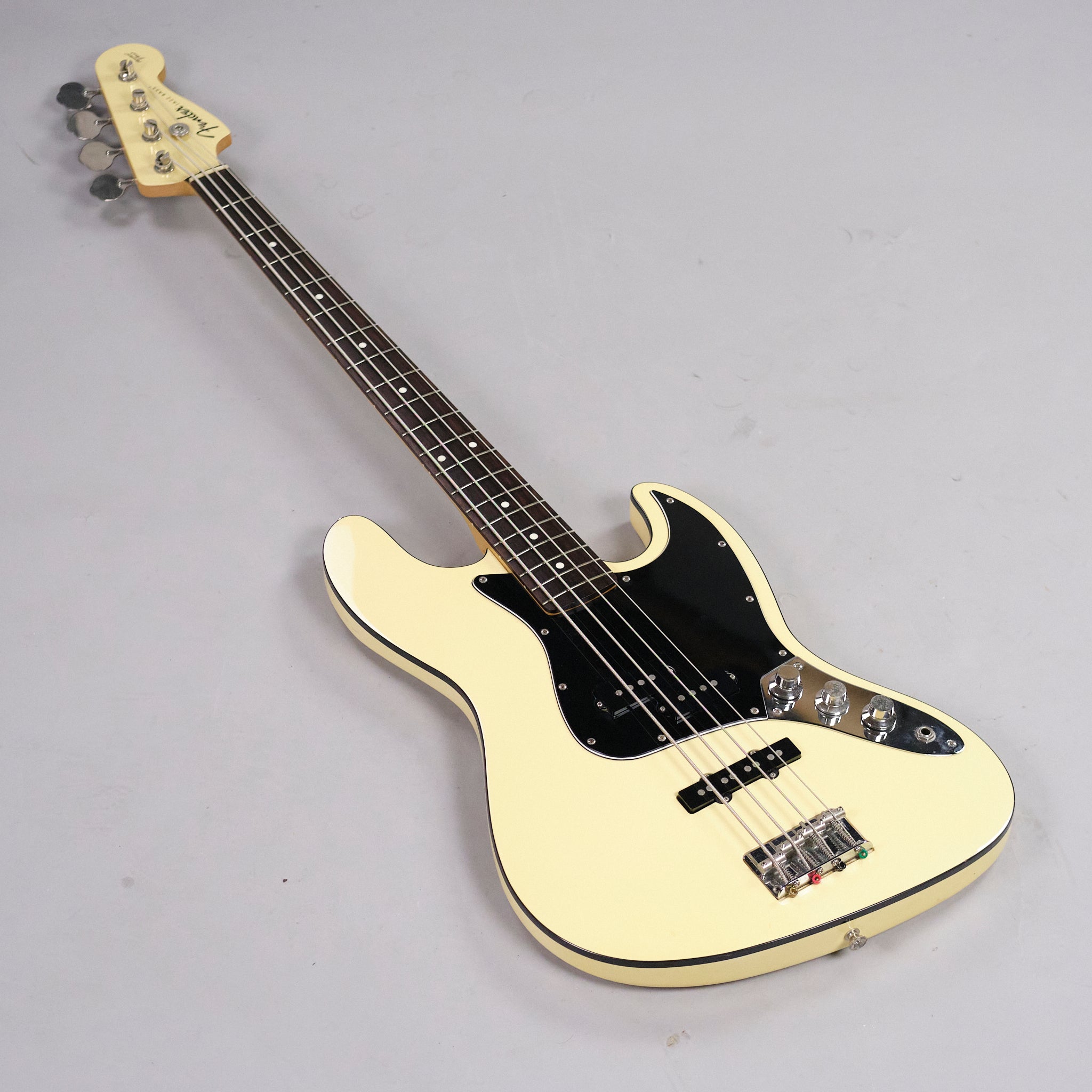 2007 Fender Aerodyne Jazz Bass (Japan, Olympic White)