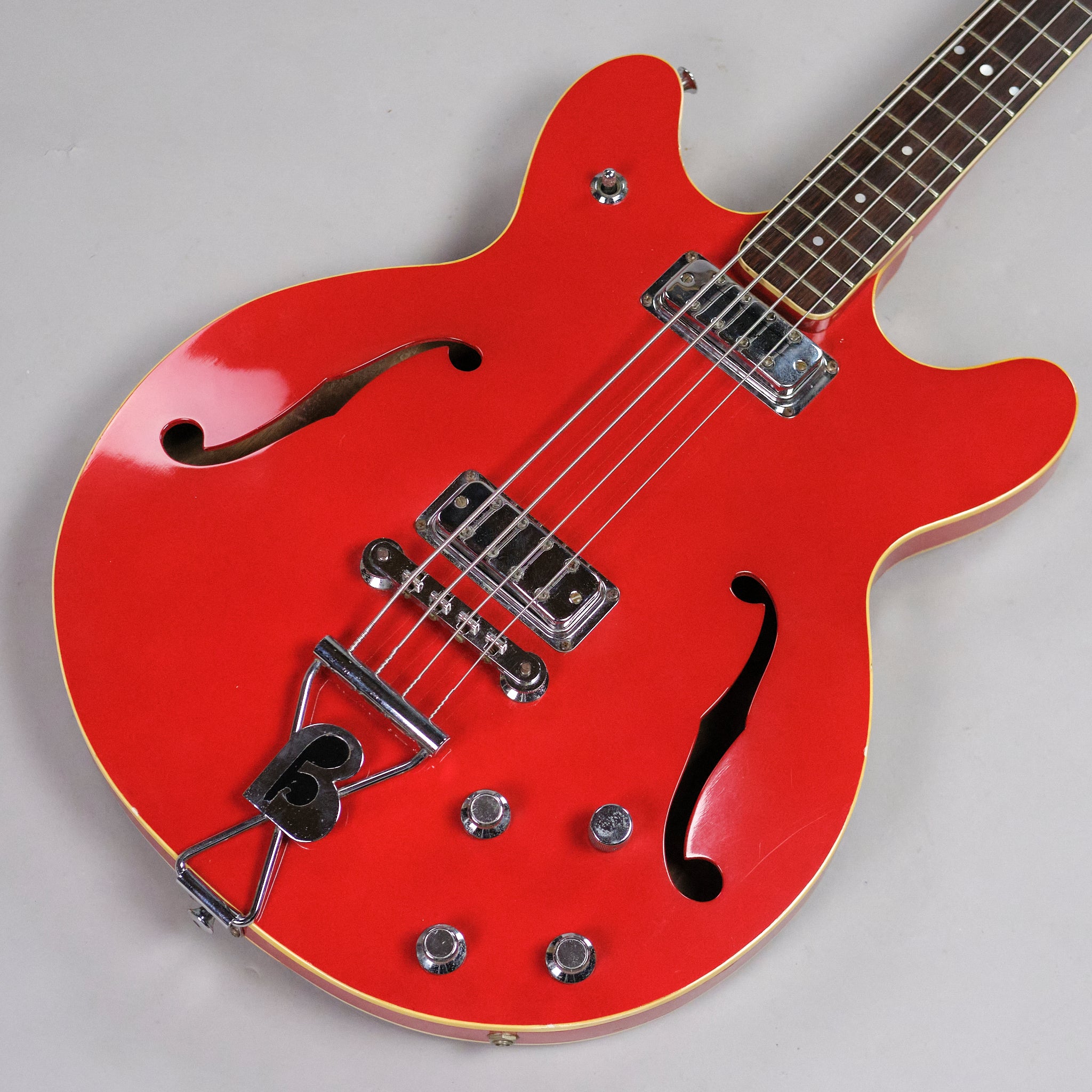 1967 Burns Baldwin 704 Short Scale Bass (UK, Red)