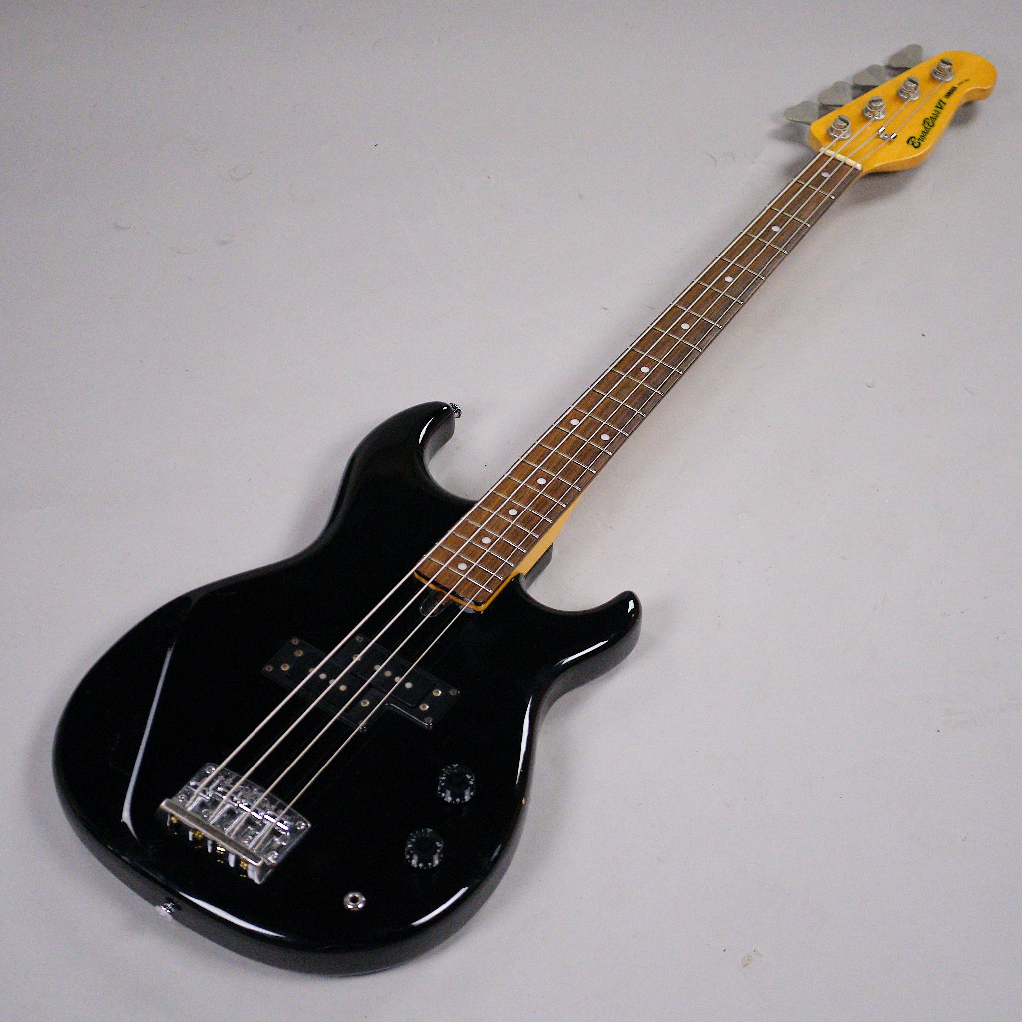 c1980s Yamaha Broad Bass VI (Japan, Black)