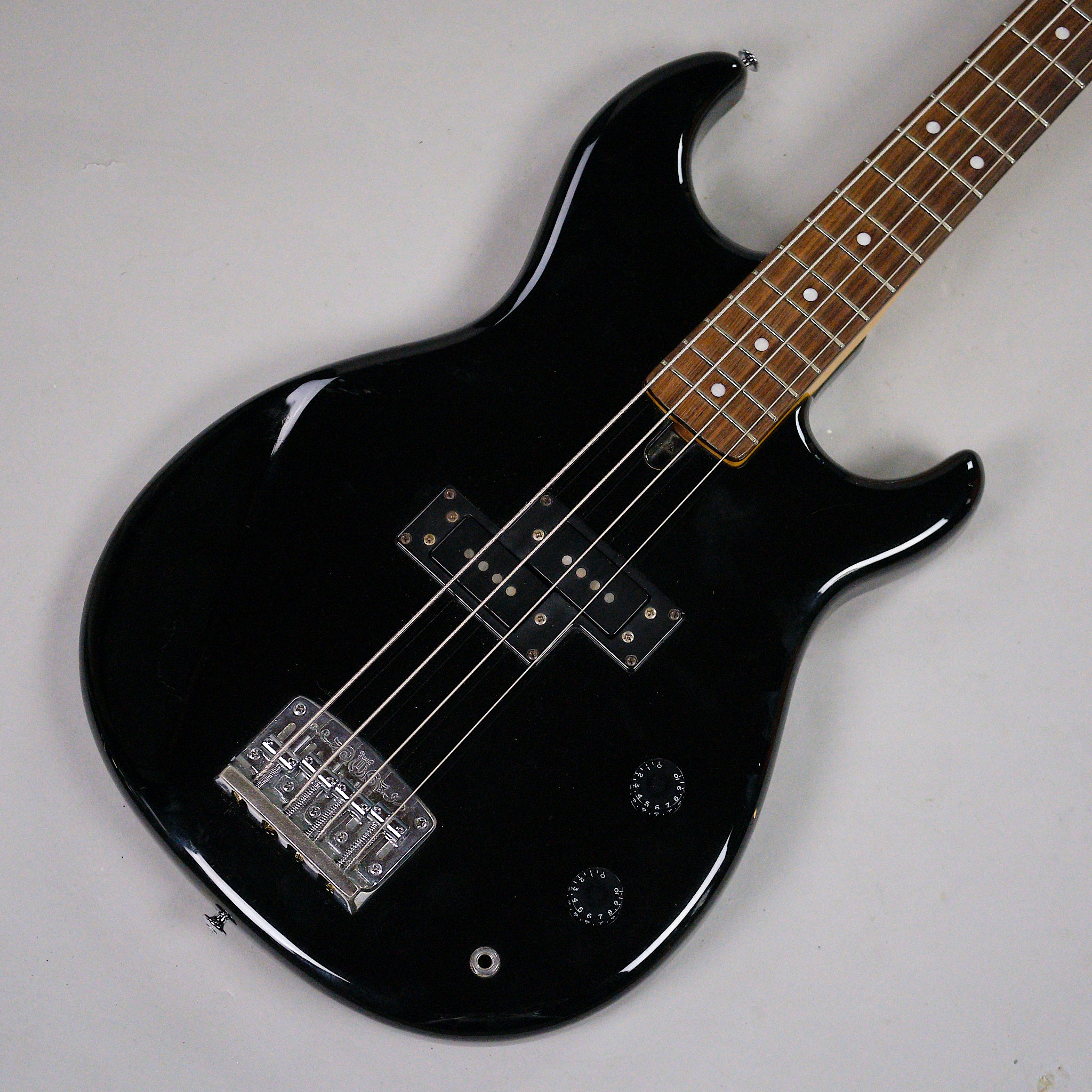 c1980s Yamaha Broad Bass VI (Japan, Black)