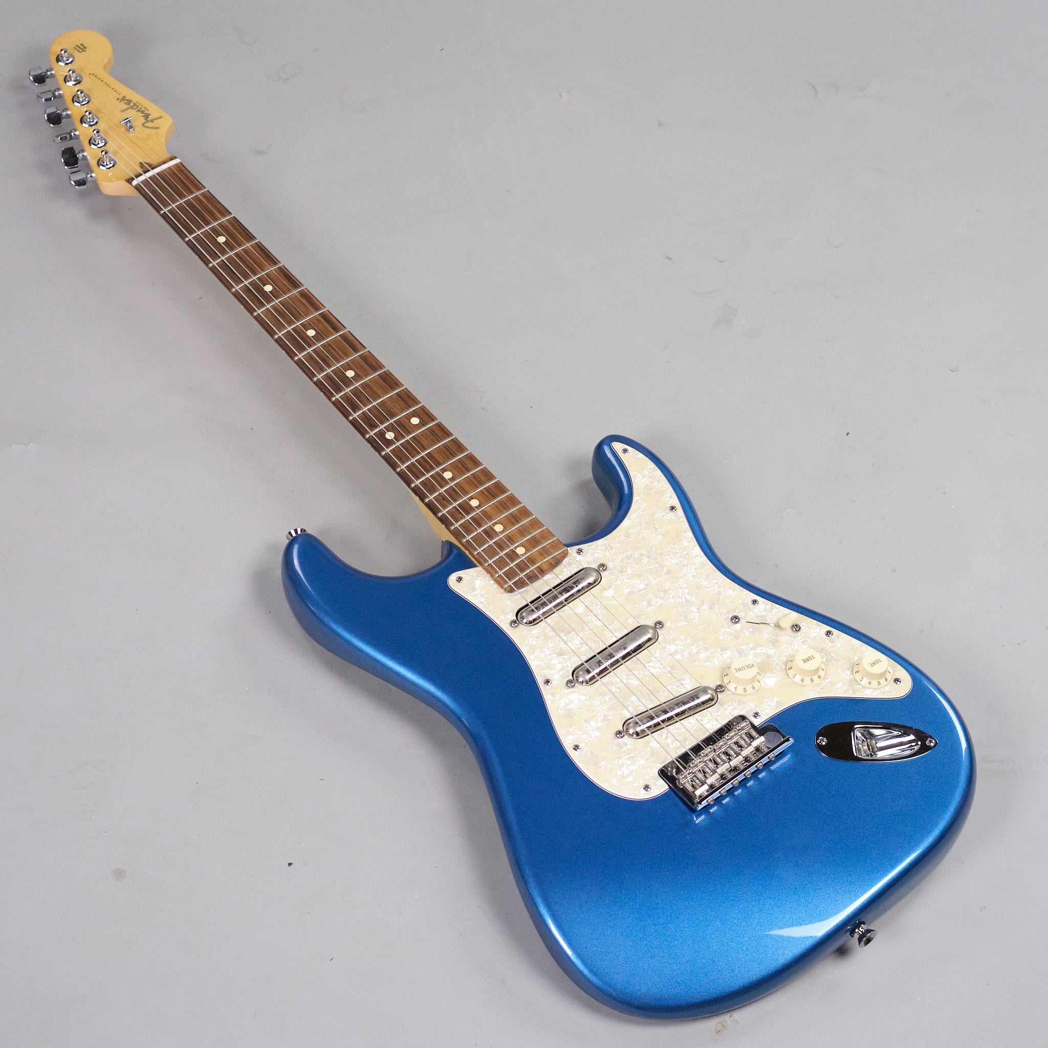 2012 Fender FSR Lipstick Stratocaster (USA, Lake Placid Blue, OHSC)