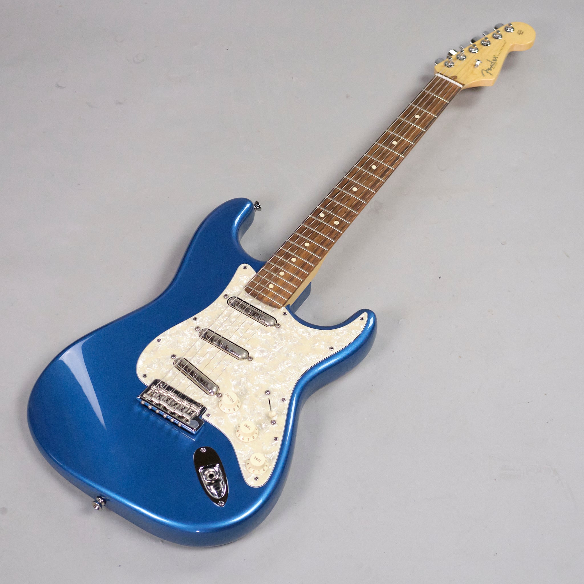 2012 Fender FSR Lipstick Stratocaster (USA, Lake Placid Blue, OHSC)