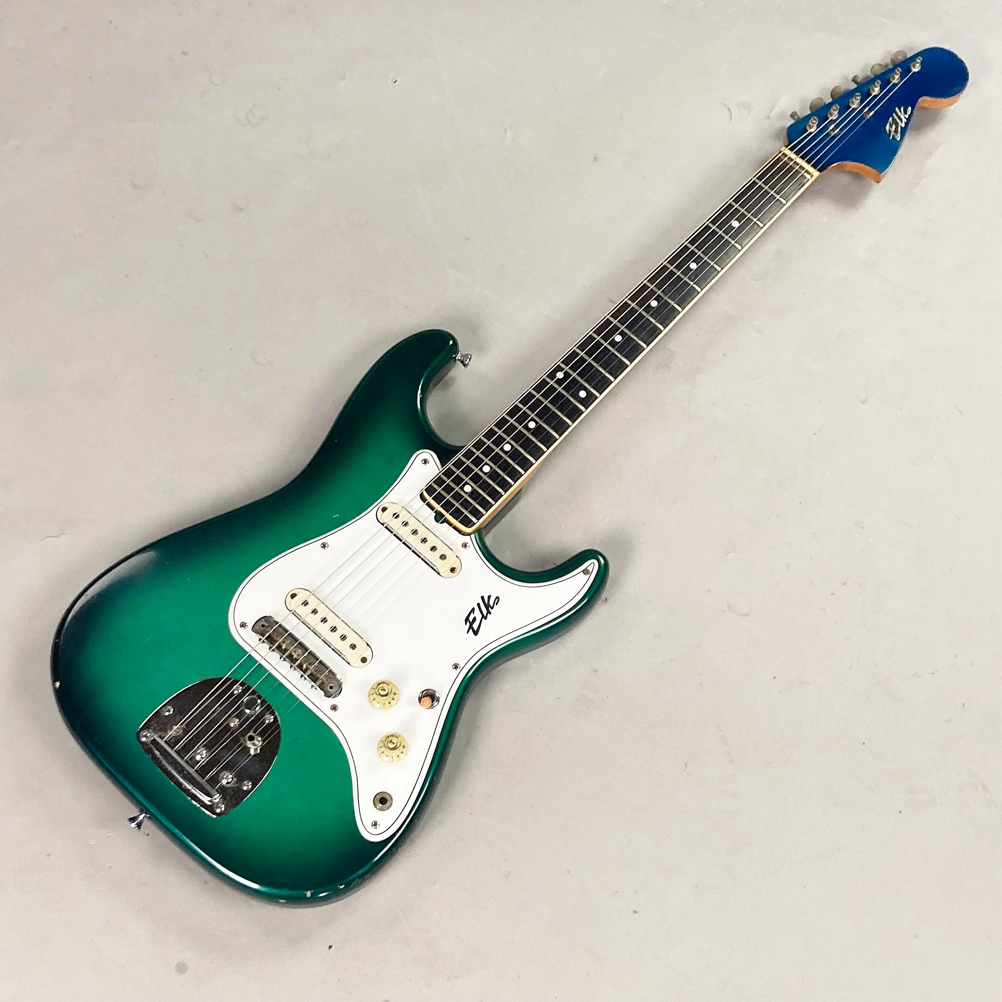 ギター Vivid WildCat c1960s Elk Wildcat (Japan, Acid Burst)