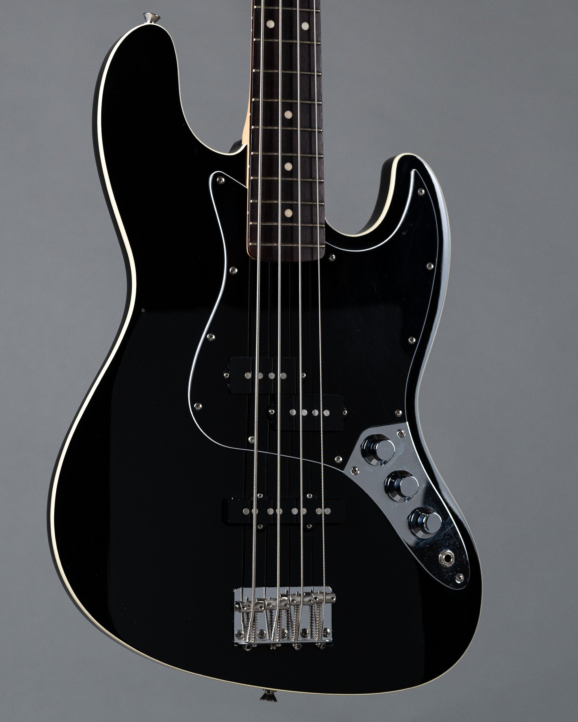 2004 Fender Aerodyne Jazz Bass (Japan, Black)