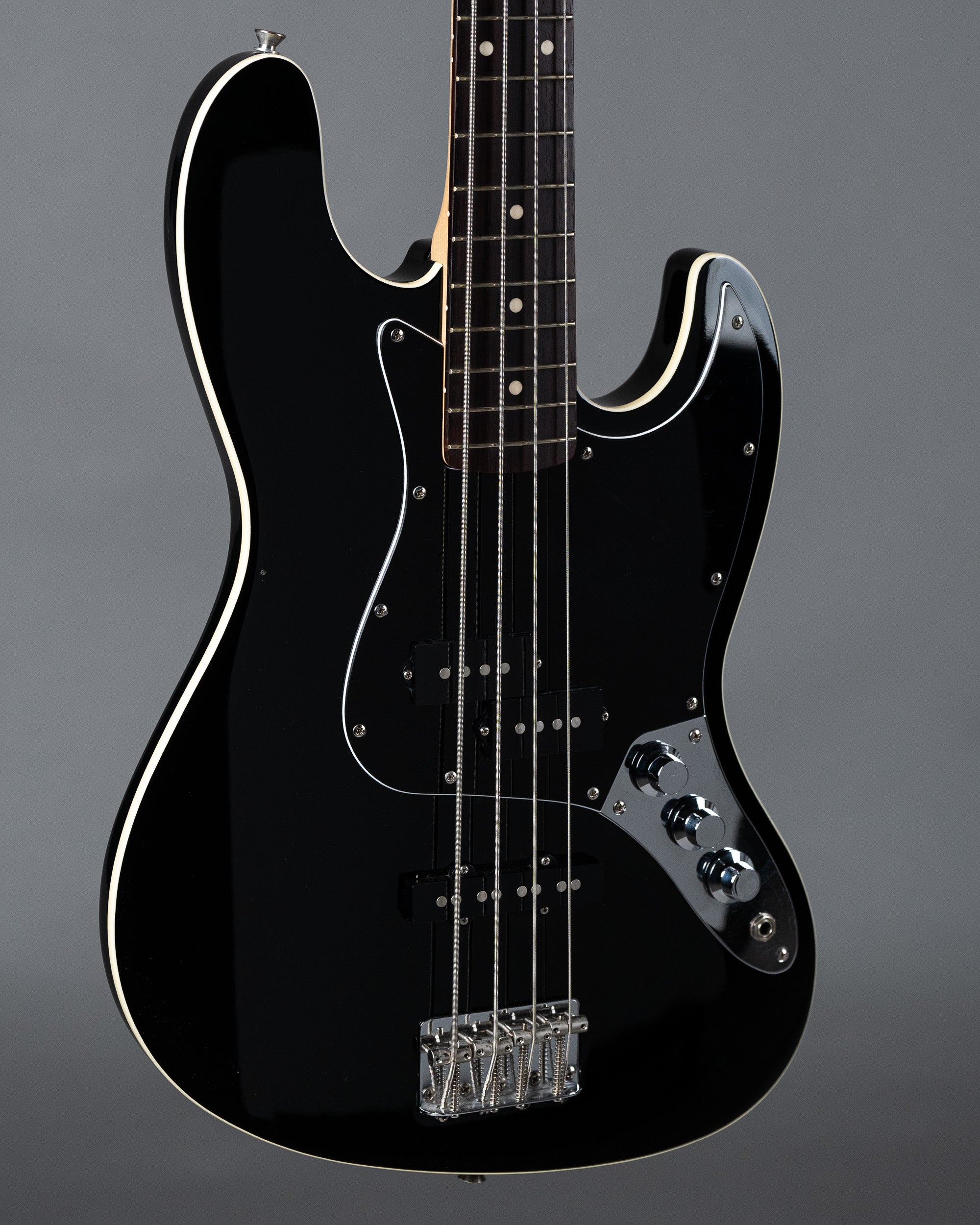 2004 Fender Aerodyne Jazz Bass (Japan, Black)