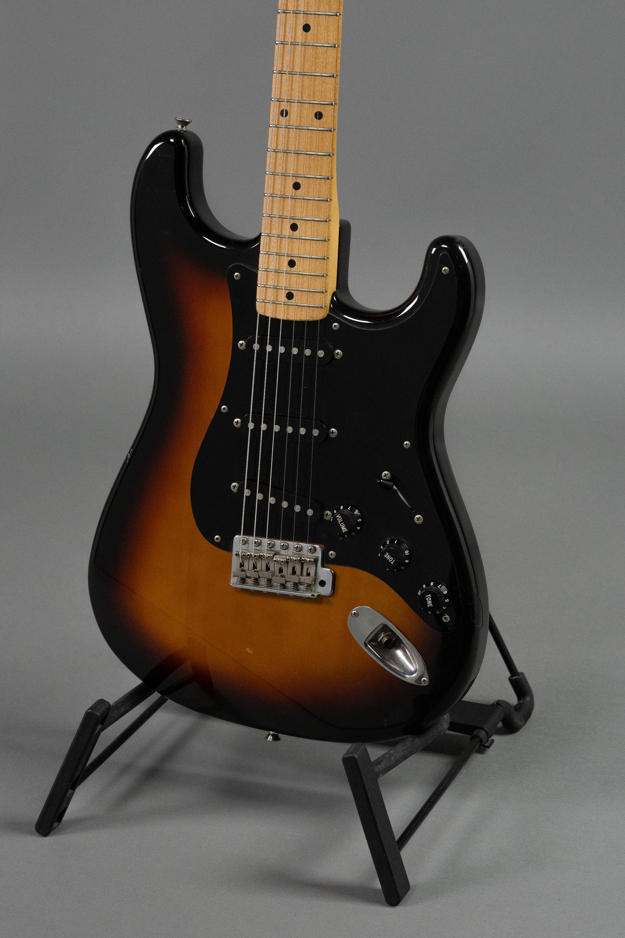 1990 Squier 'Silver Series' Stratocaster (Japan, Sunburst, Gig Bag)