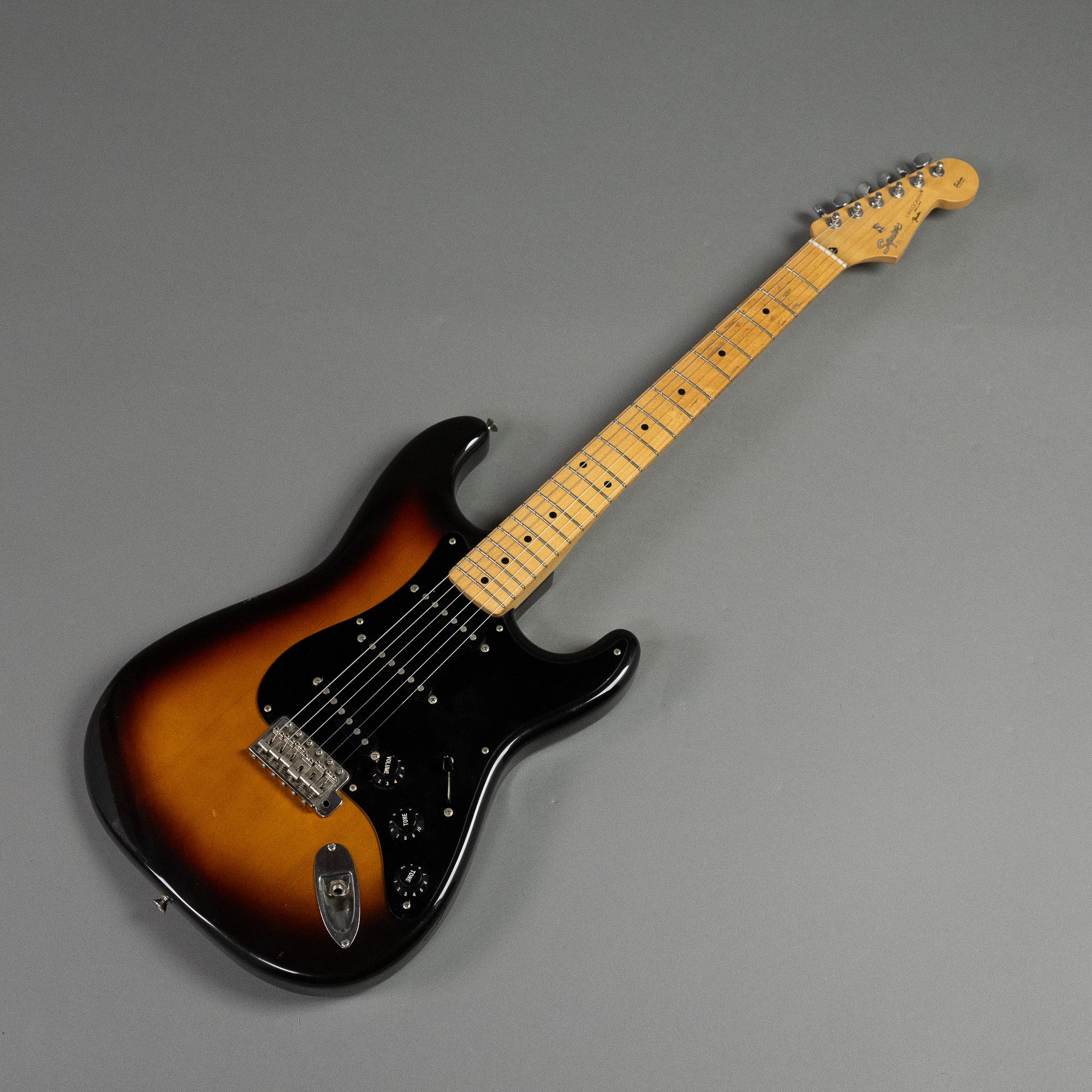 1990 Squier 'Silver Series' Stratocaster (Japan, Sunburst, Gig Bag)