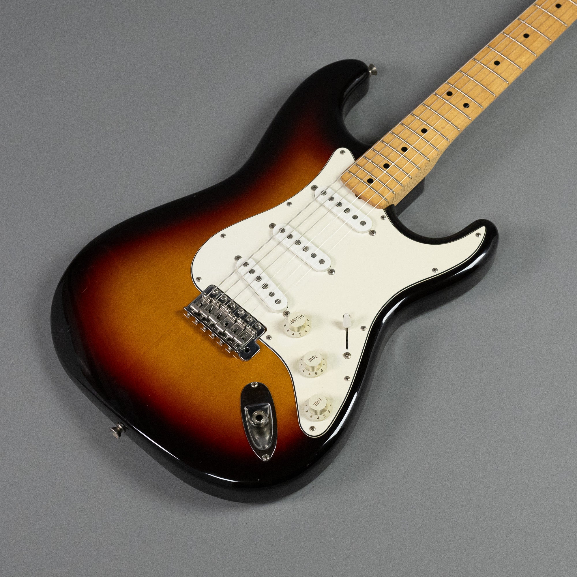 1994 Fender Standard Stratocaster (Japan, Sunburst)