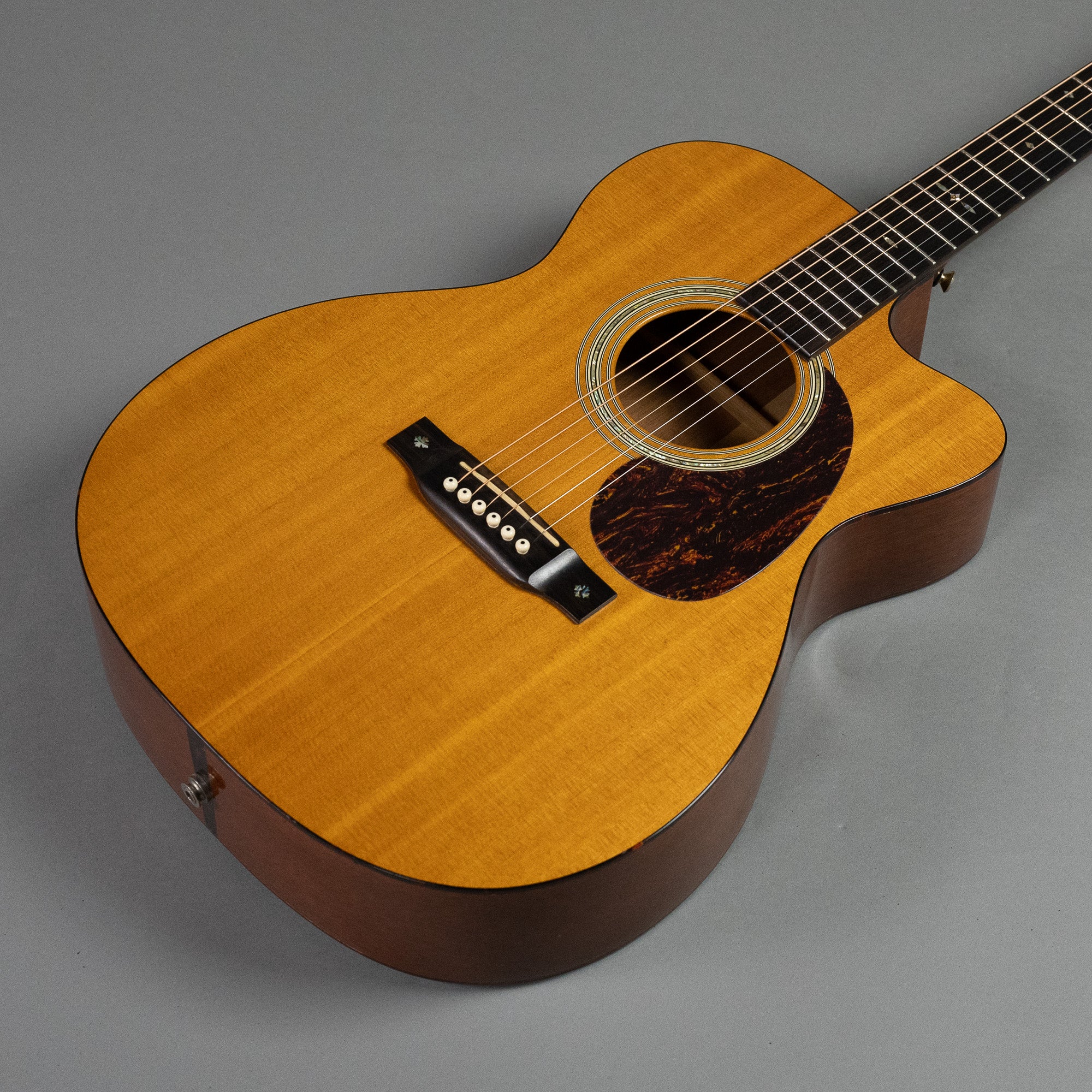 1999 Martin 'Special Edition' SP000C-16 (USA, Pickup, OHSC)