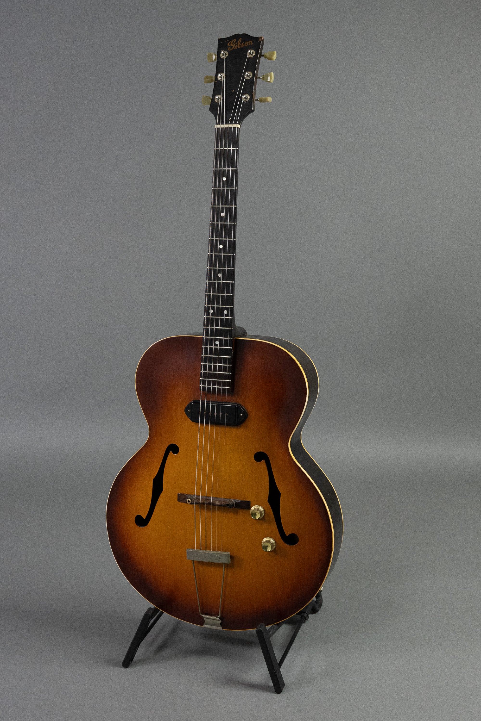 c1948 Gibson ES-150 (USA, Sunburst, HSC)