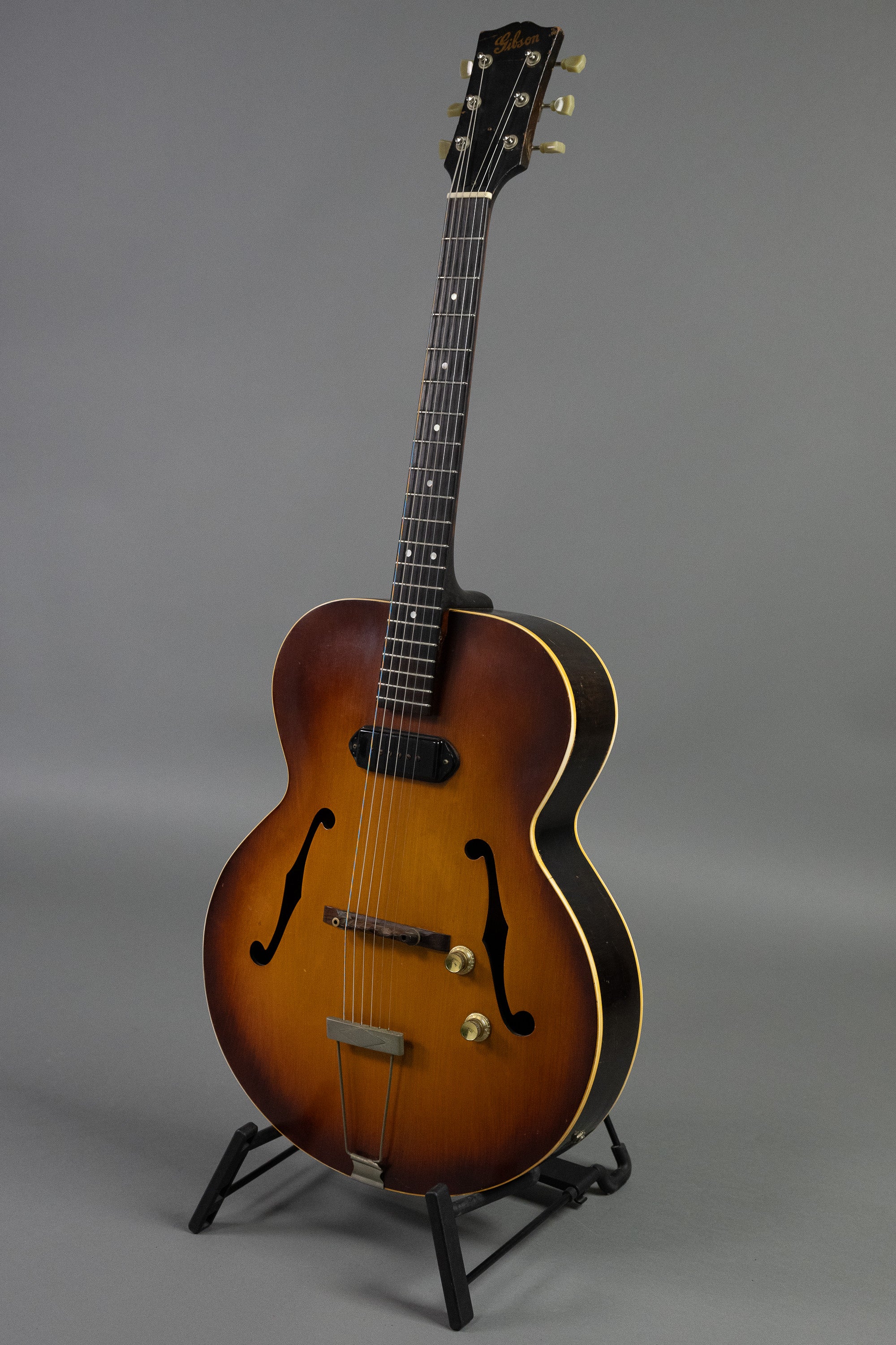 c1948 Gibson ES-150 (USA, Sunburst, HSC)