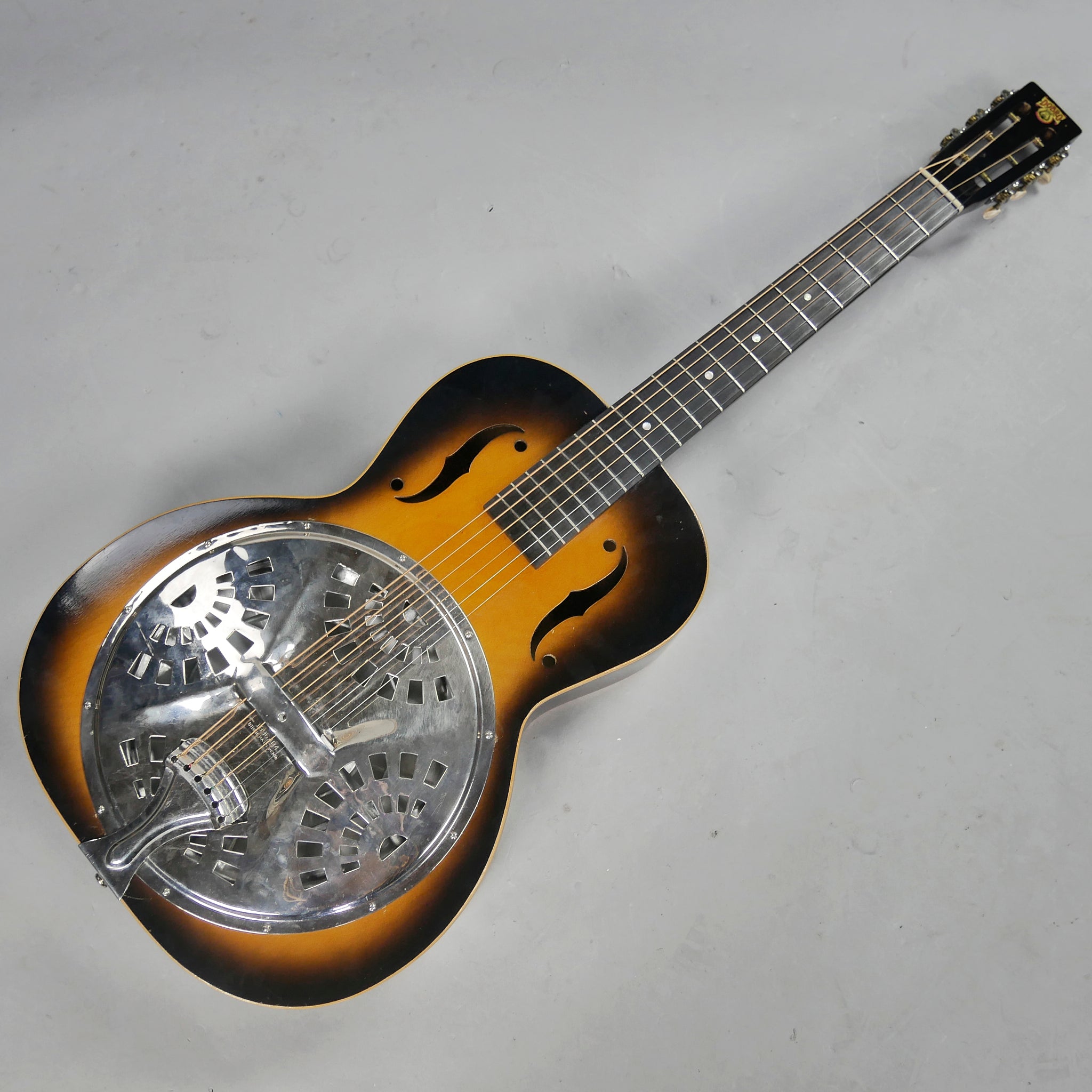 c1938 Dobro Resonator (USA, Sunburst, HSC)