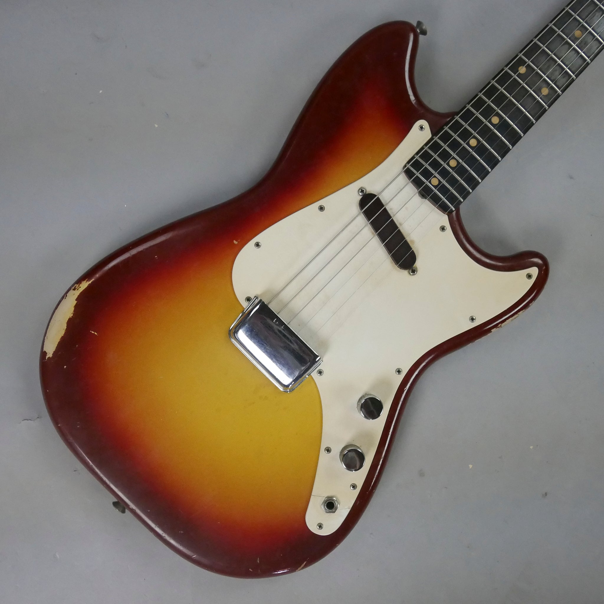 1962 Fender Musicmaster (USA, Maroonburst, OHSC)