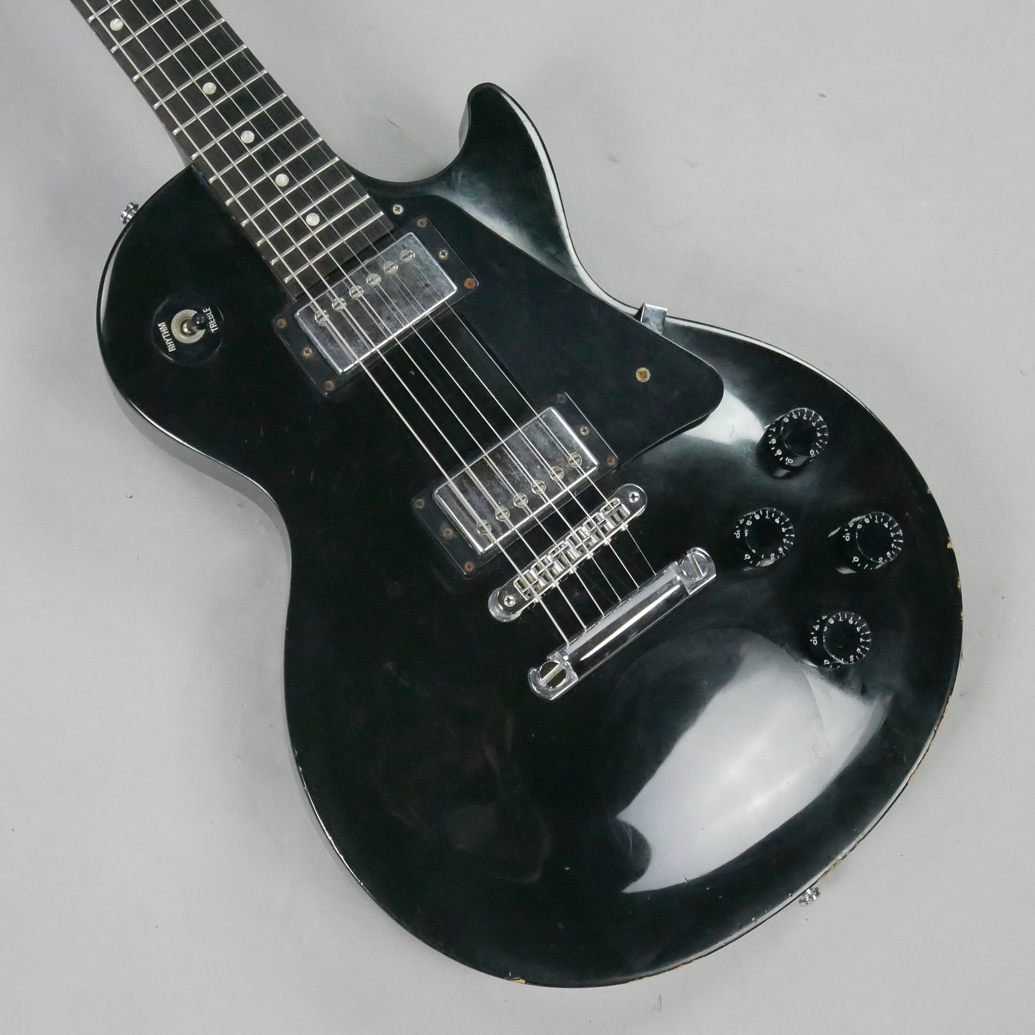 1999 Gibson Les Paul Studio (USA, Black, OHSC)