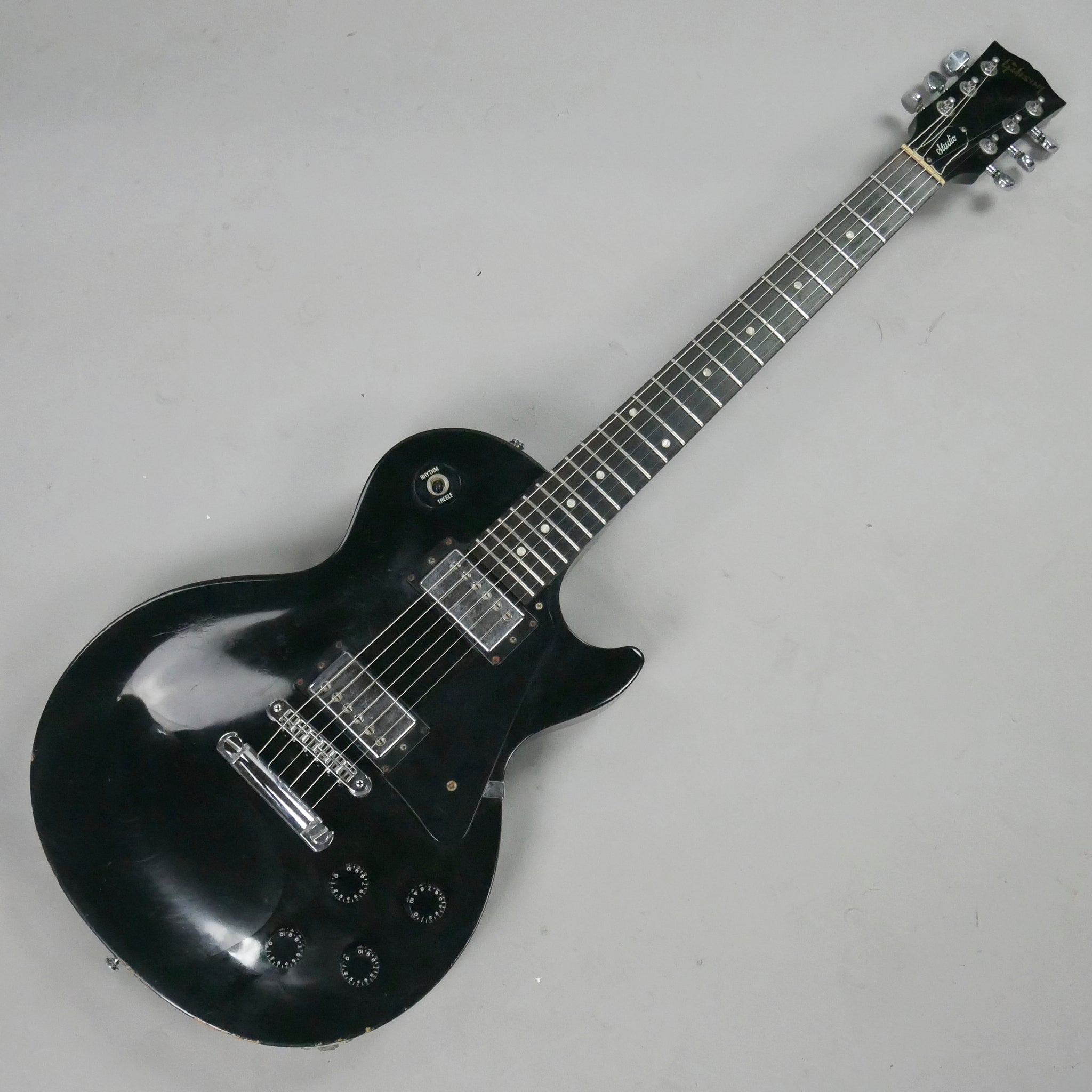 1999 Gibson Les Paul Studio (USA, Black, OHSC)