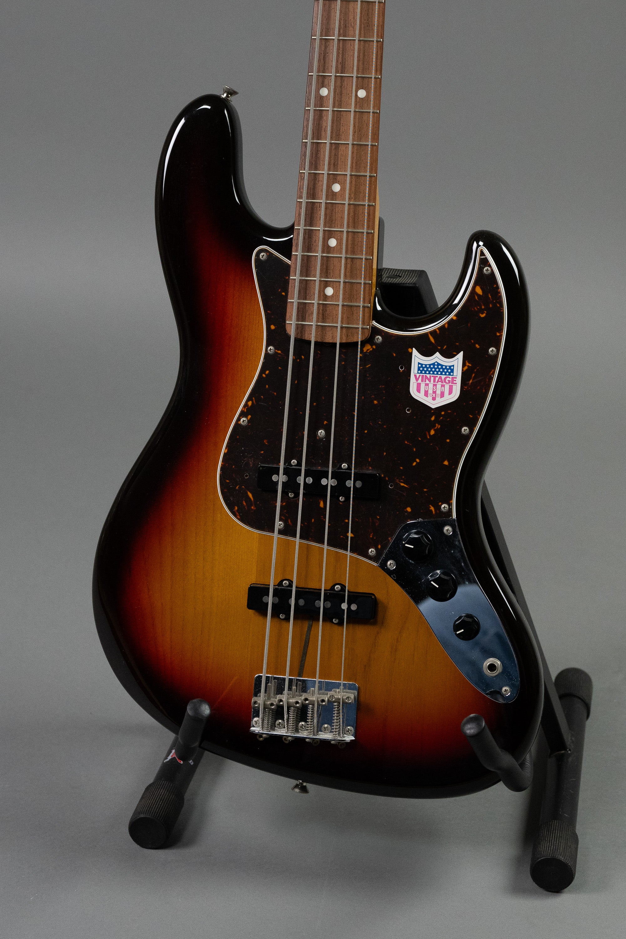 2015 Fender JB62 62 Re-Issue Jazz Bass (Japan, Sunburst)