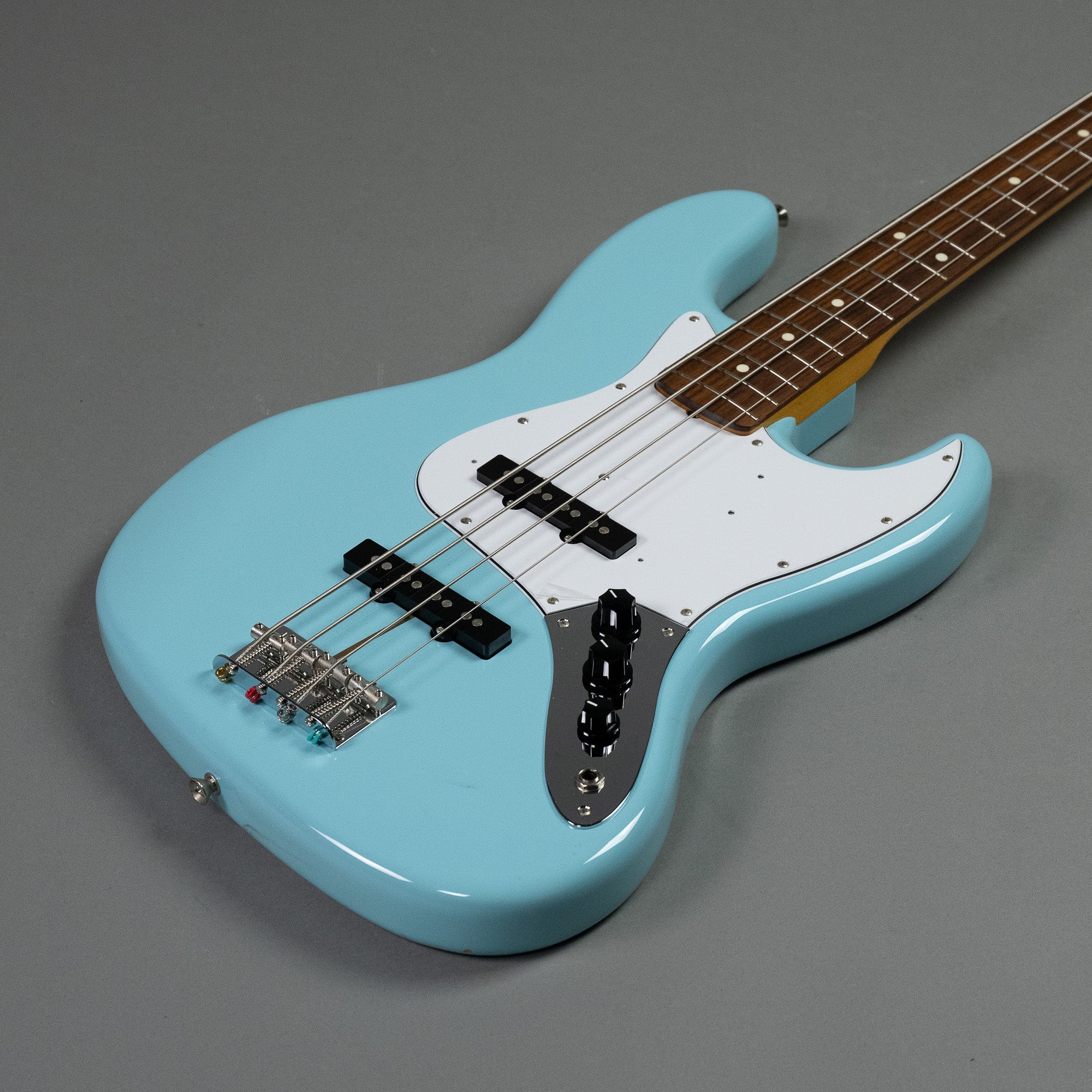 2009 Fender JB62 '62 Re-Issue Jazz Bass (Japan, Sonic Blue)