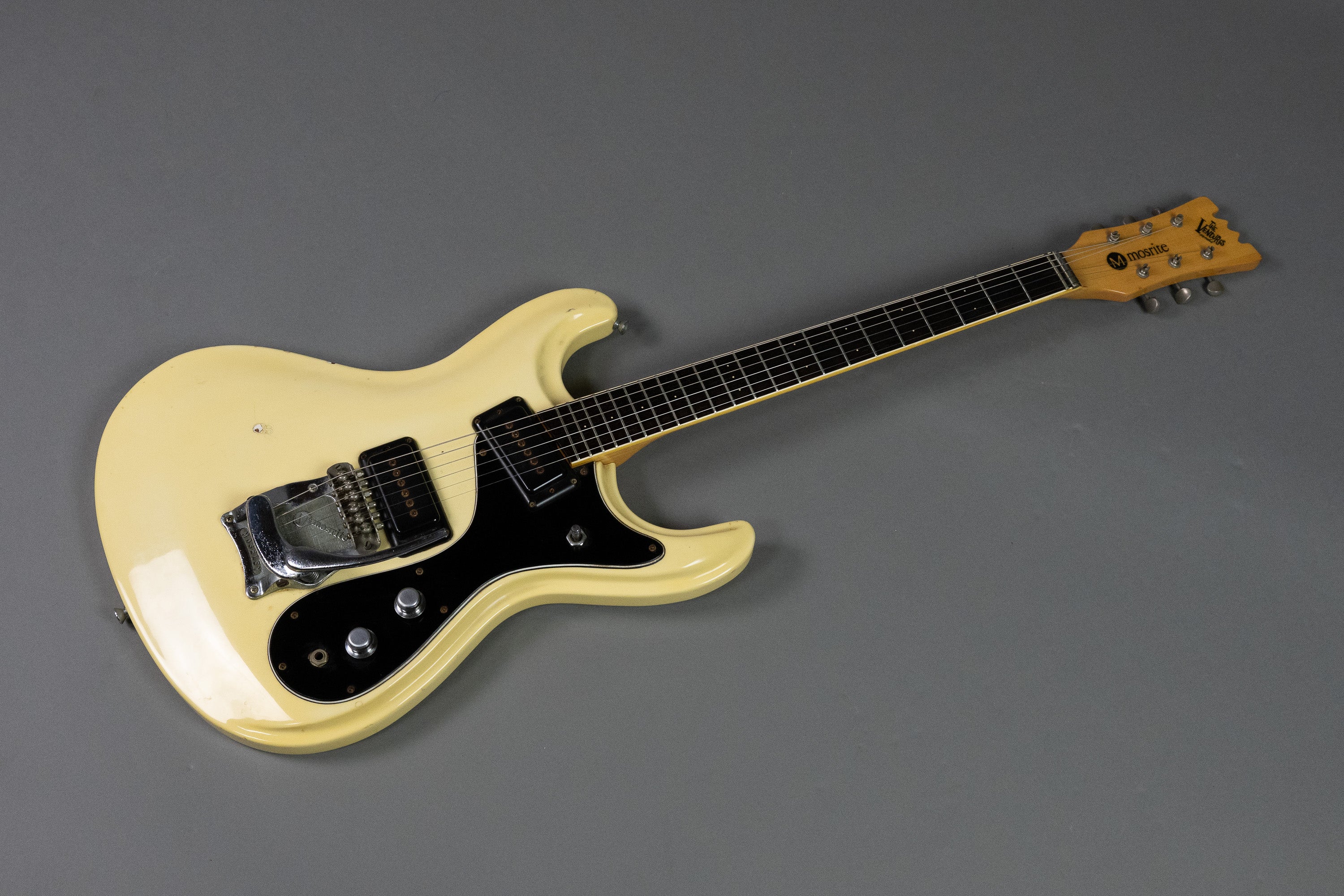 c1990s Mosrite Ventures '65 Model (Japan, White)