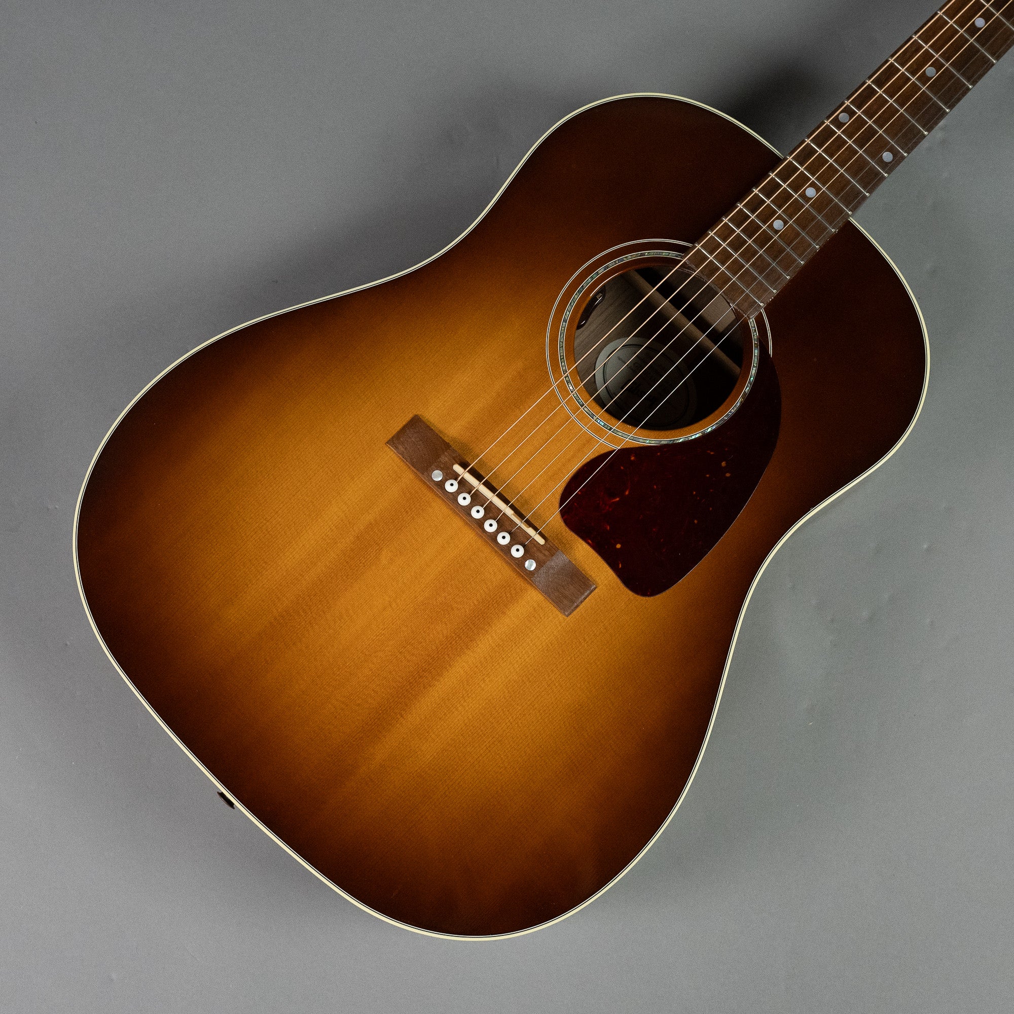 2020 Gibson J-15  Standard (USA, Walnut Burst, OHSC)