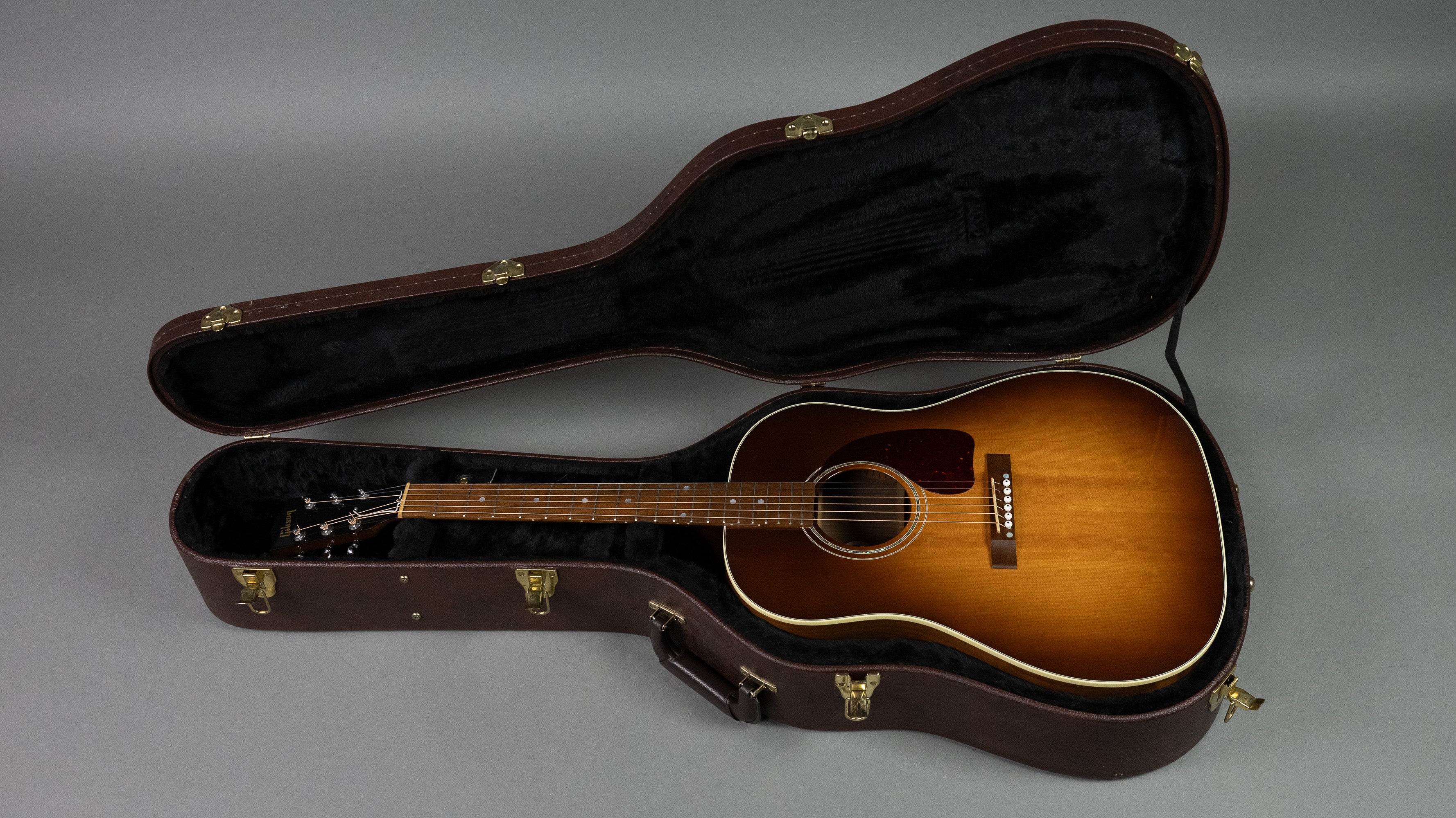 2020 Gibson J-15  Standard (USA, Walnut Burst, OHSC)