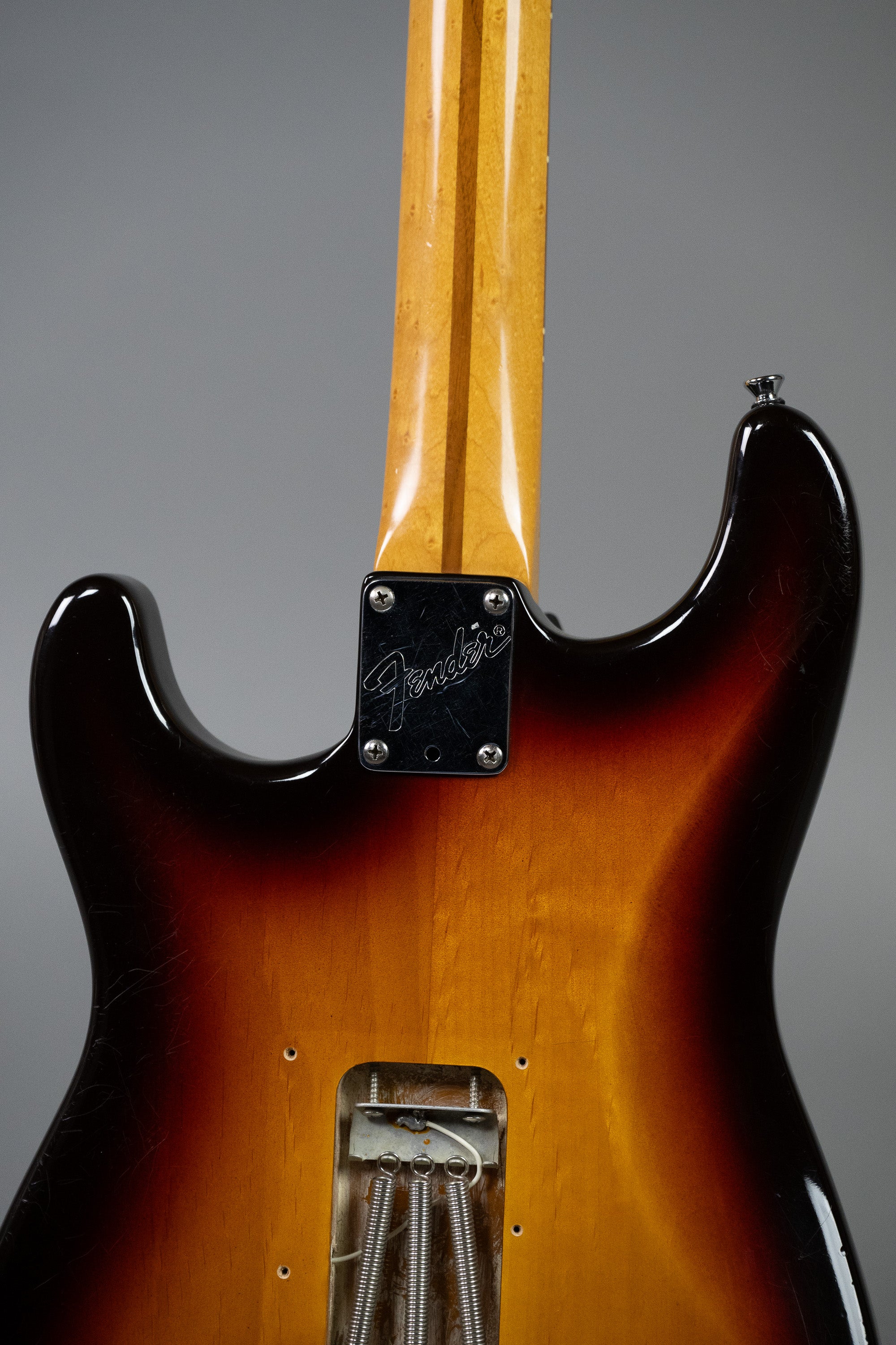 1988 Fender Standard Plus Stratocaster (USA, Sunburst, Fender TSA case)