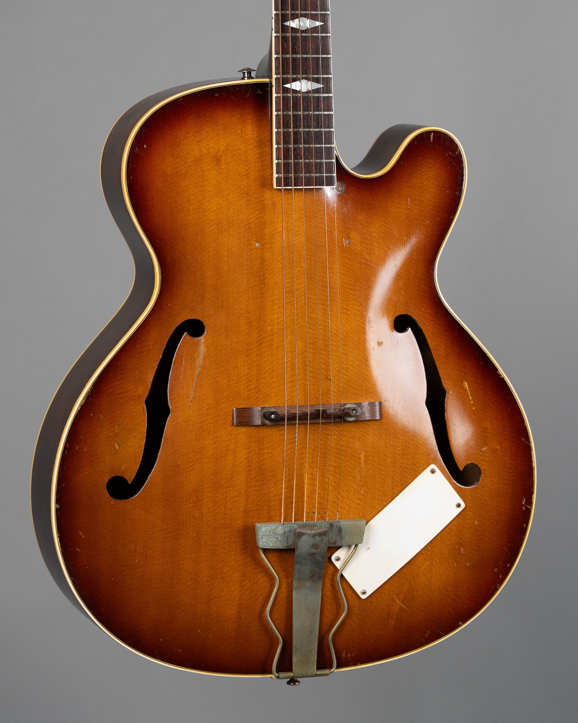 1958 Epiphone Triumph A-412 (USA, Sunburst)