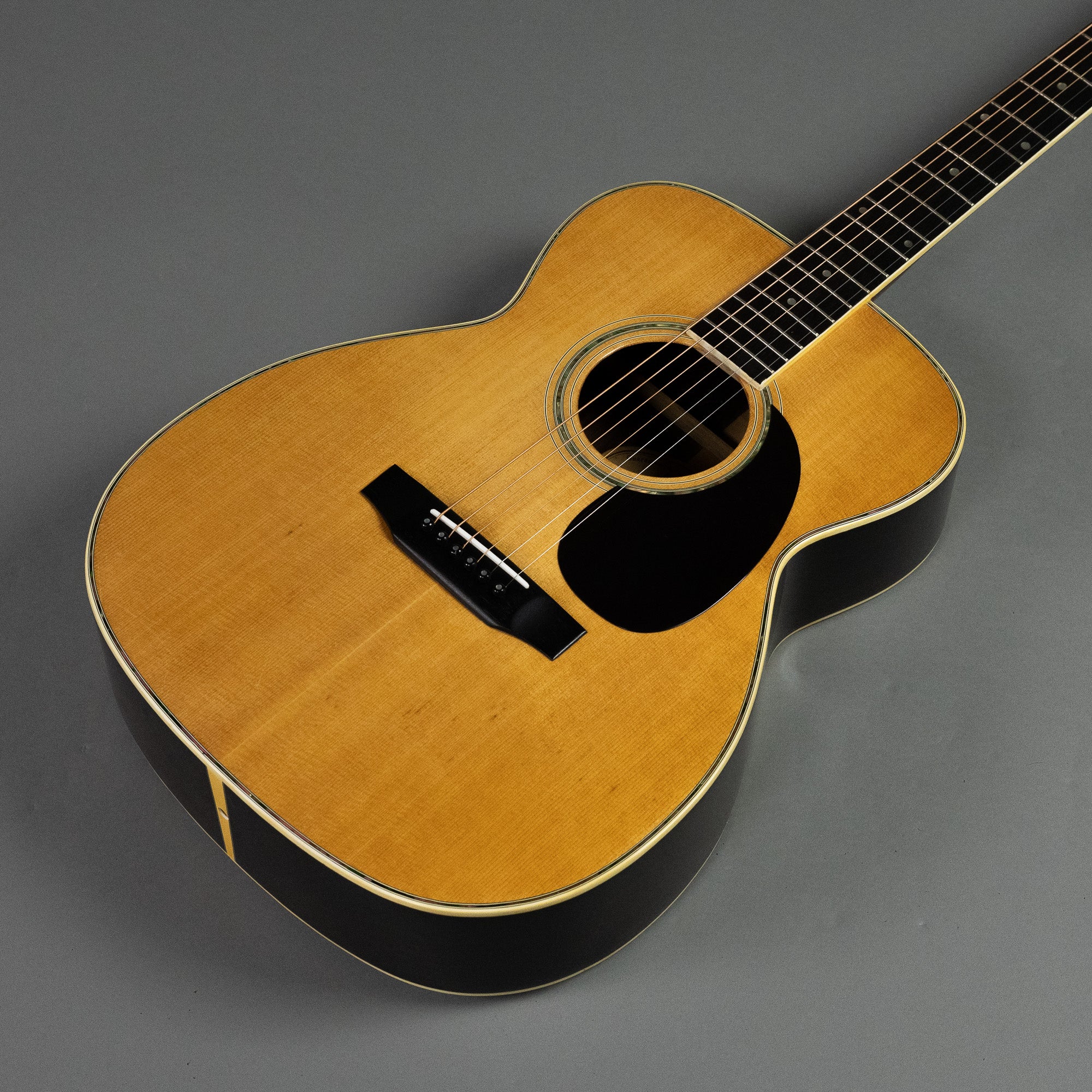 c1975 Morris F-25 '000-28' Acoustic (Japan, Natural)