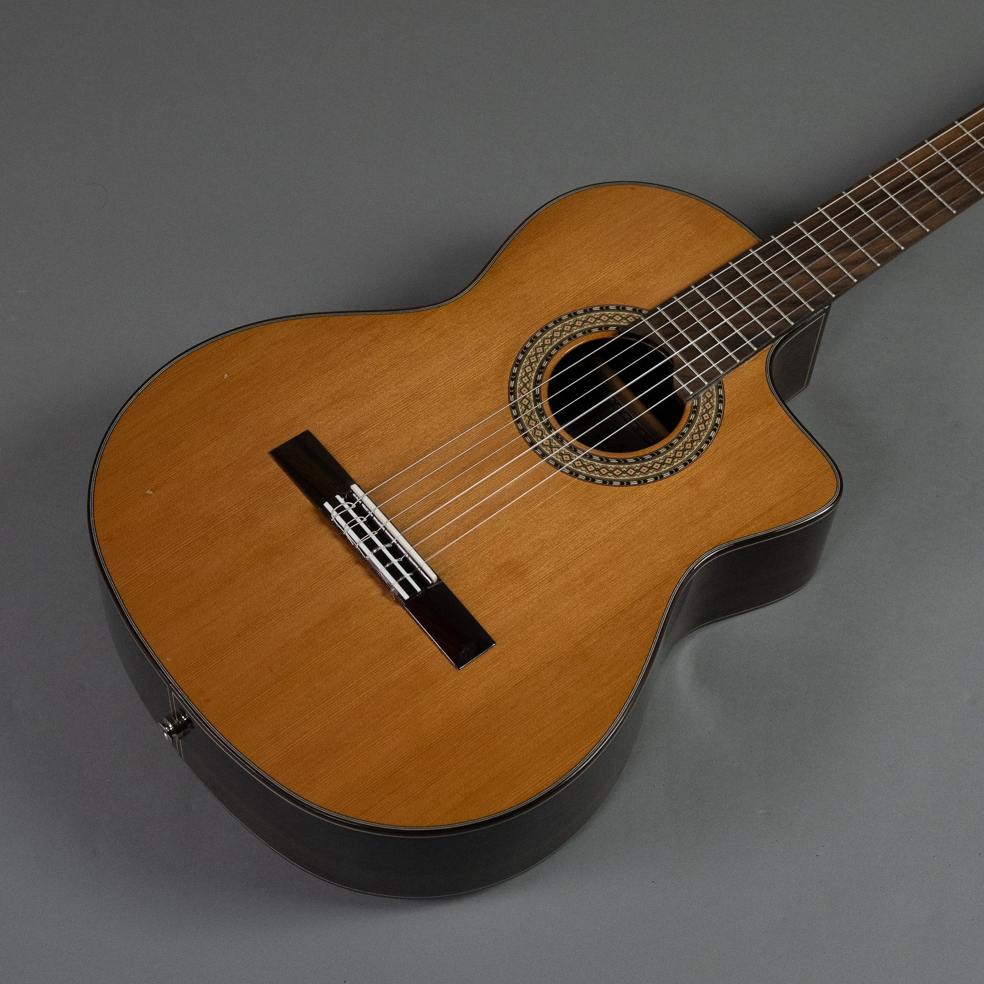 2021 Katoh MCG80CAE Classical Guitar (China, Solid Cedar Top, Cutaway & Pickup)