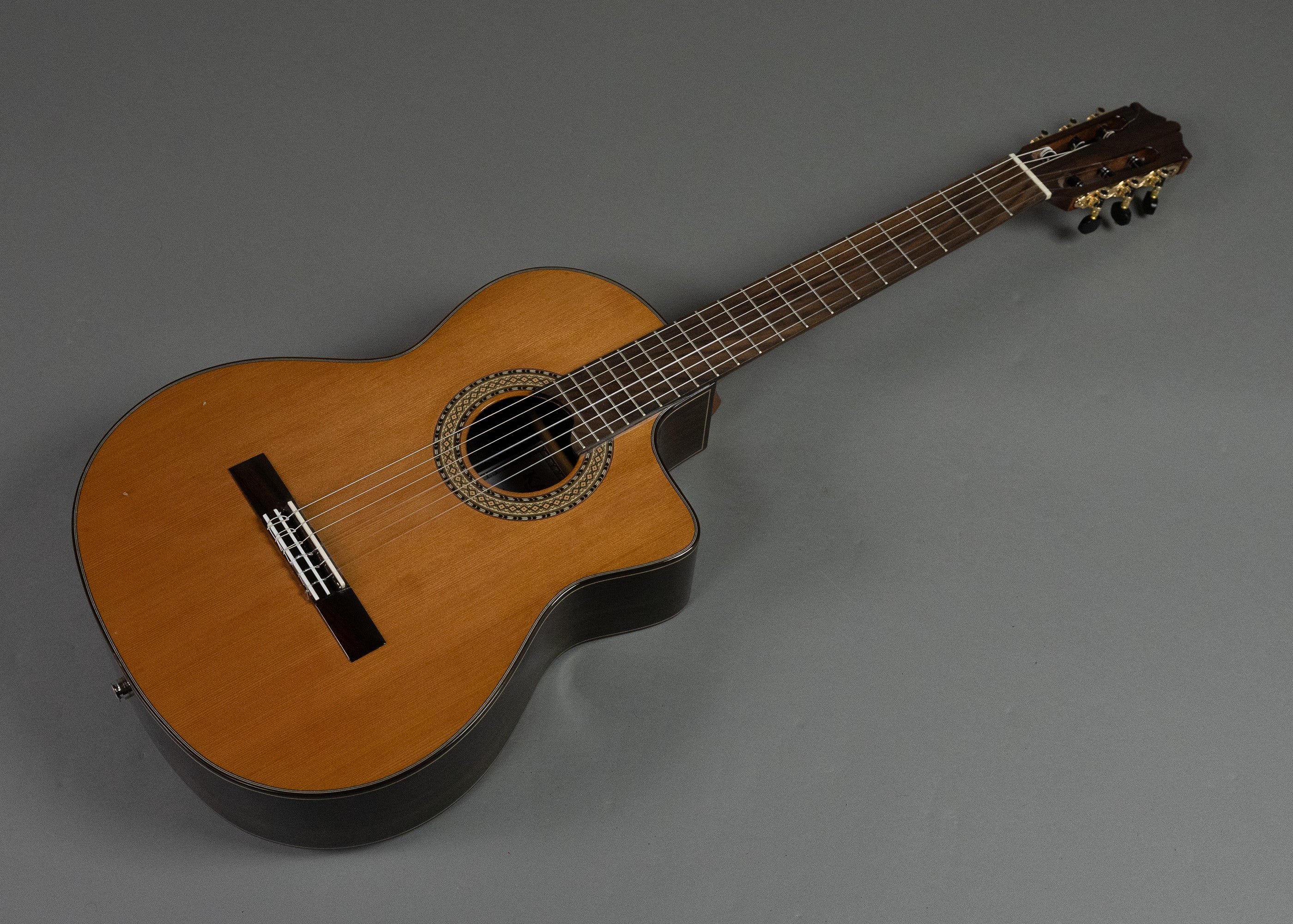 2021 Katoh MCG80CAE Classical Guitar (China, Solid Cedar Top, Cutaway & Pickup)