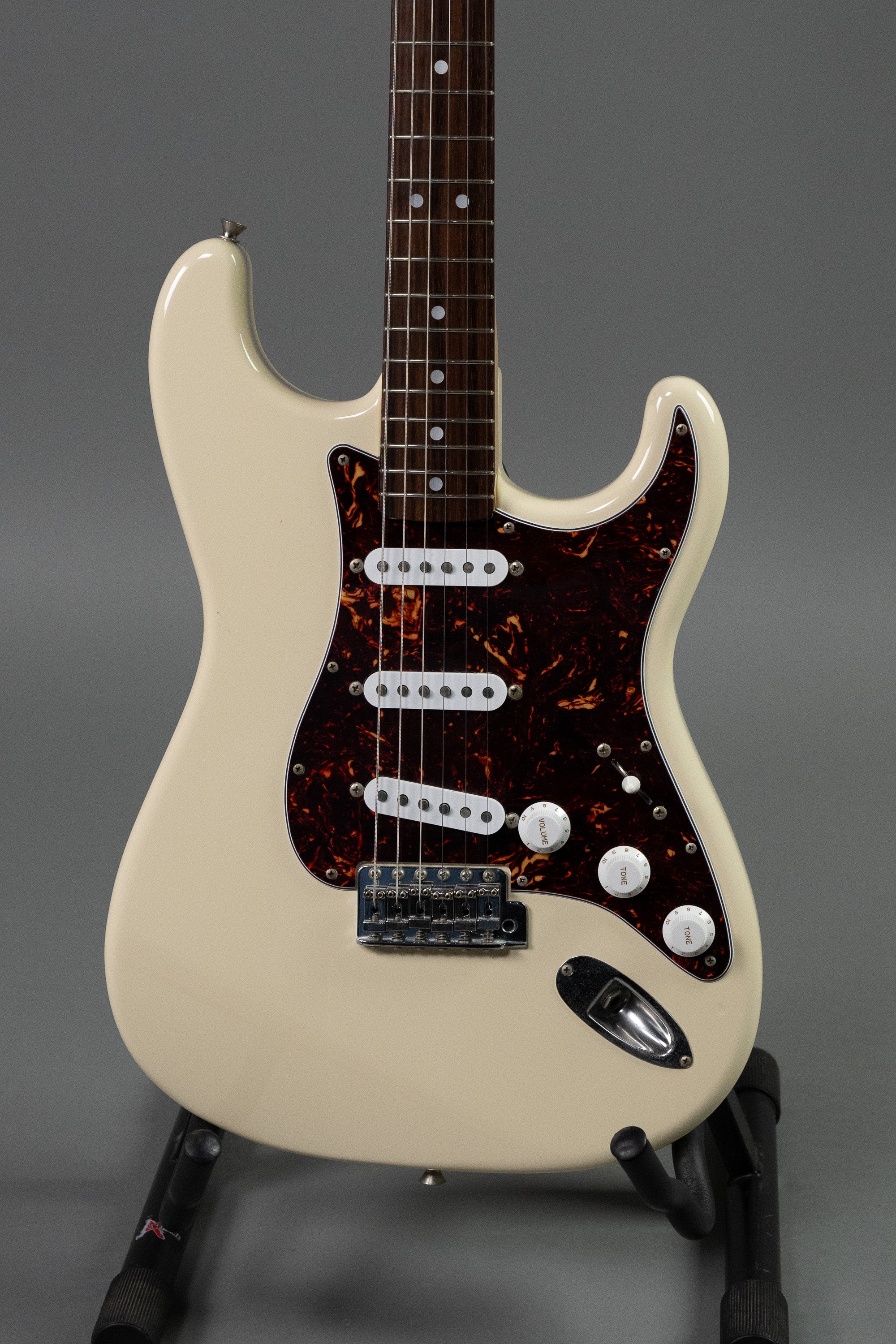 1999 Fender ST72 '72 Re-Issue Stratocaster (Japan, Olympic White)