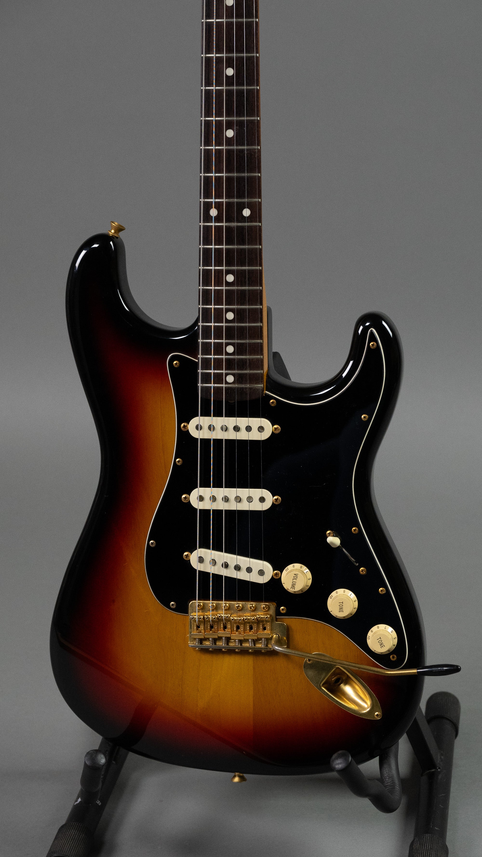 1994 Fender ST62G-80TX '62 Re-issue Stratocaster (Japan, Sunburst, HSC)