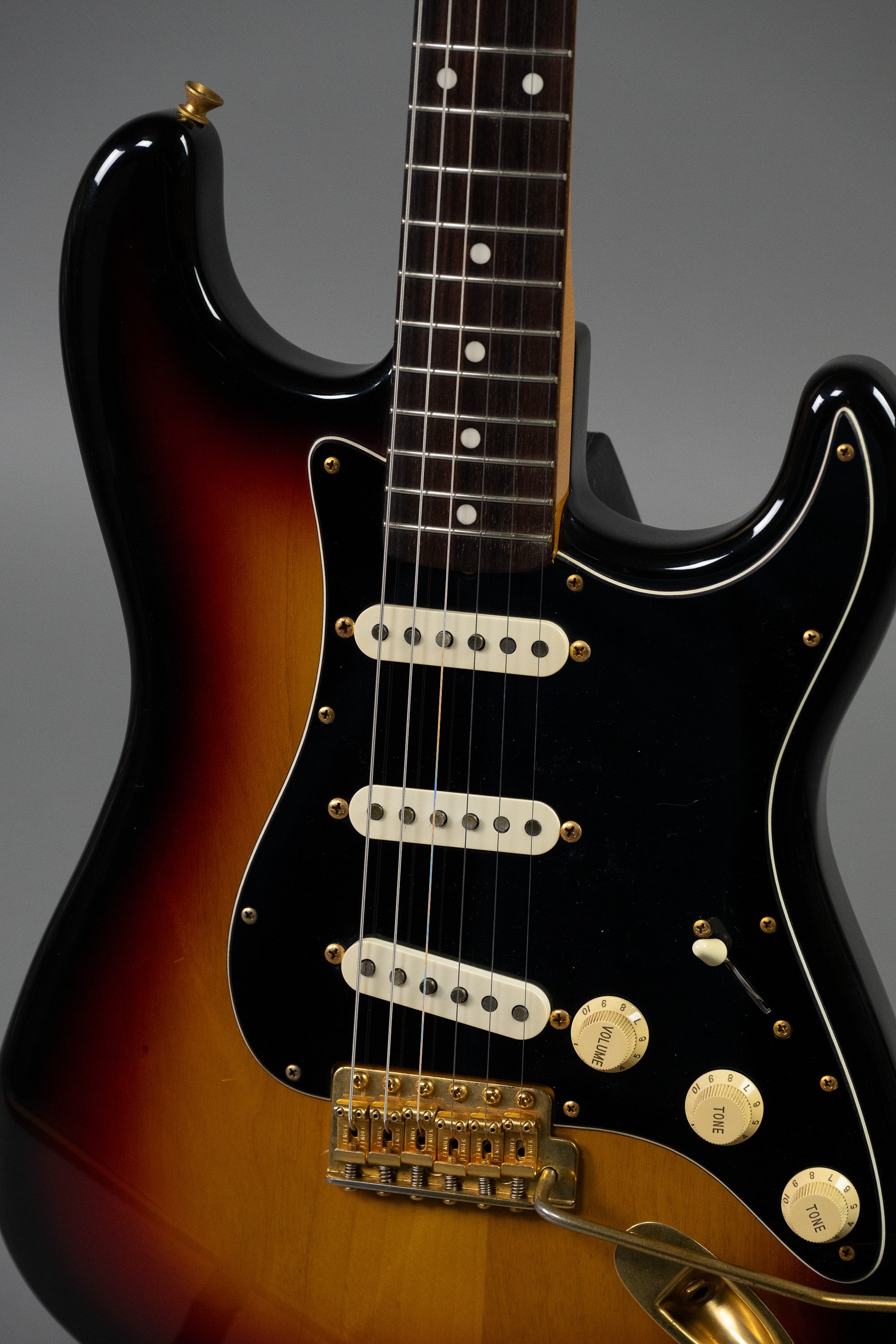 1994 Fender ST62G-80TX '62 Re-issue Stratocaster (Japan, Sunburst, HSC)