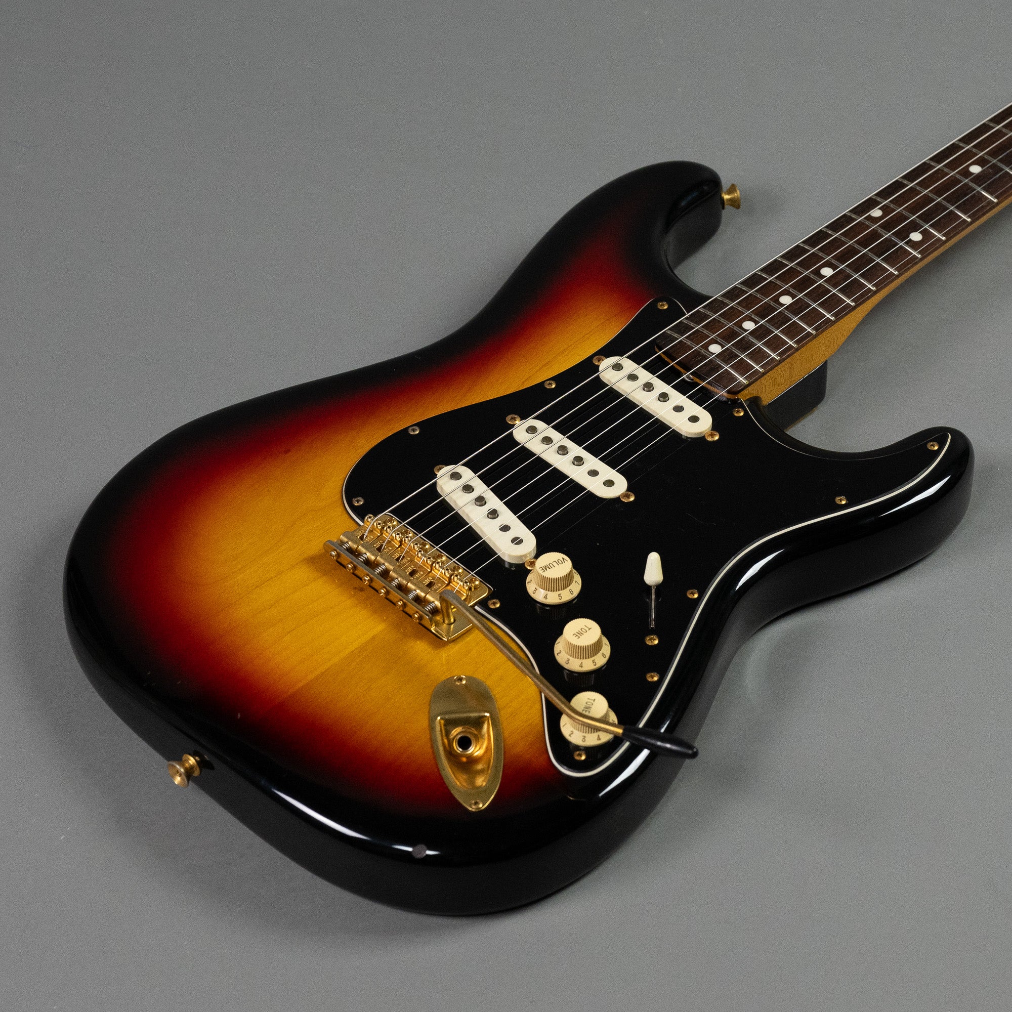 1994 Fender ST62G-80TX '62 Re-issue Stratocaster (Japan, Sunburst, HSC)