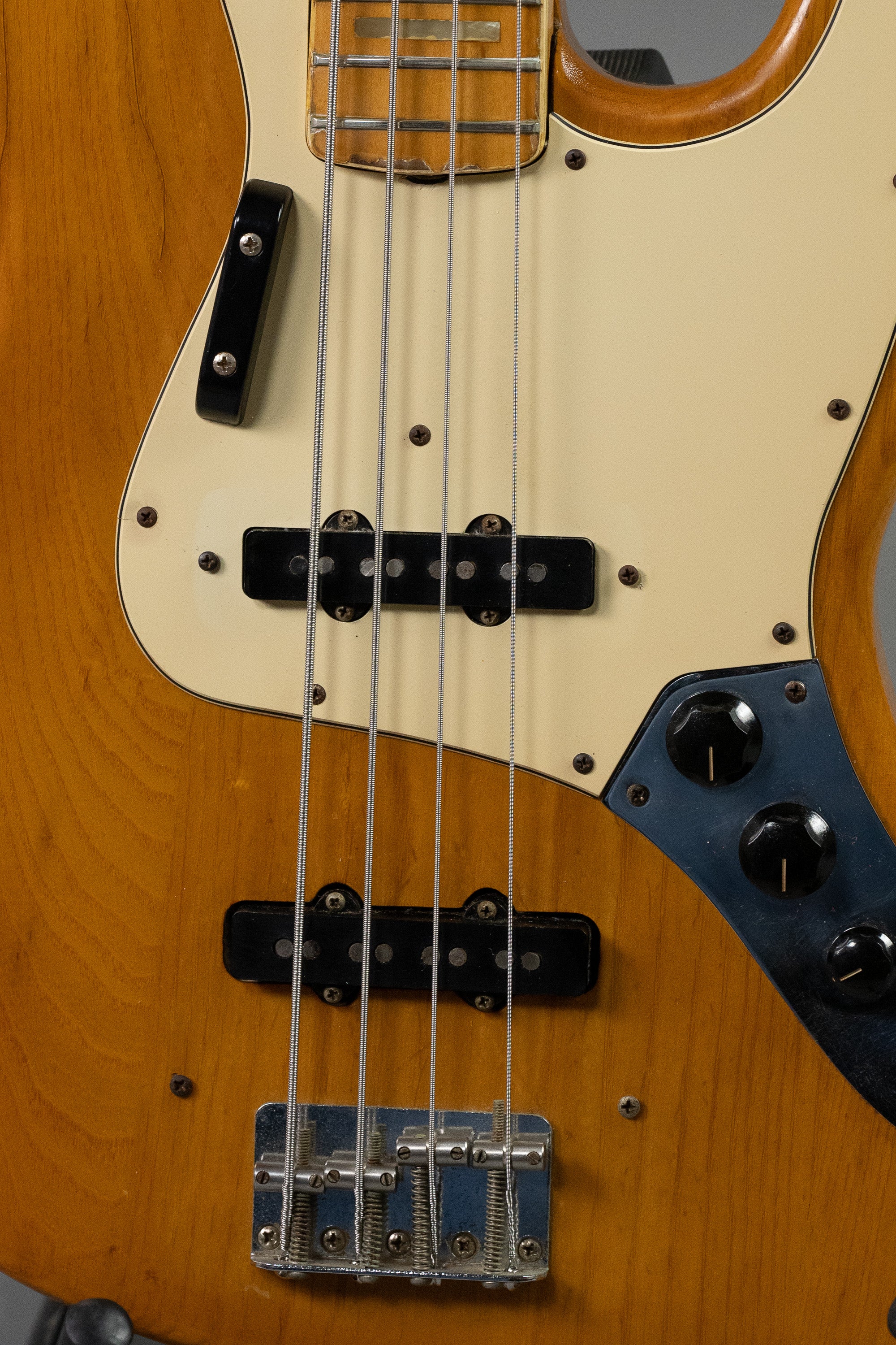 1973 Fender Jazz Bass (USA, Natural, HSC)