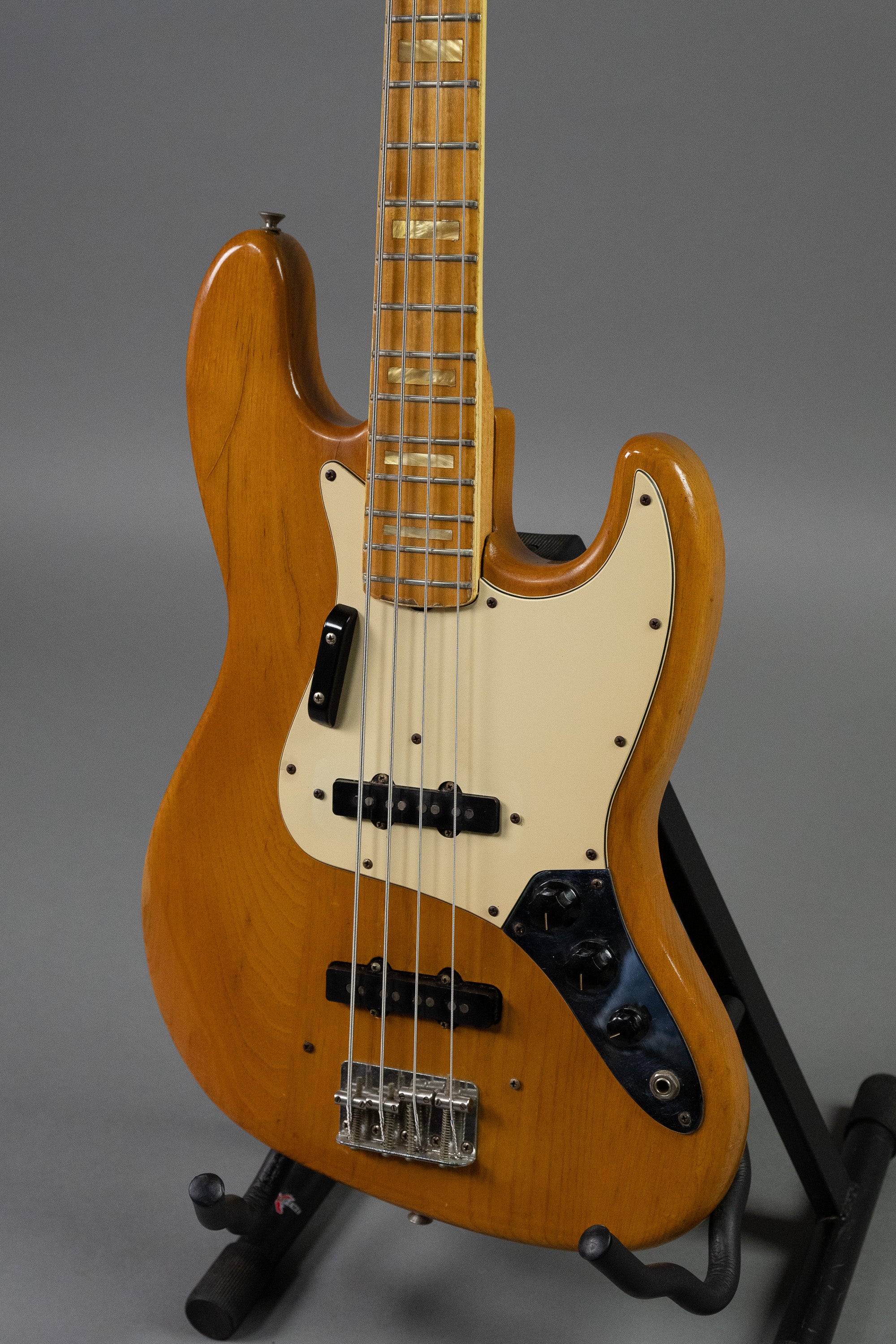 1973 Fender Jazz Bass (USA, Natural, HSC)