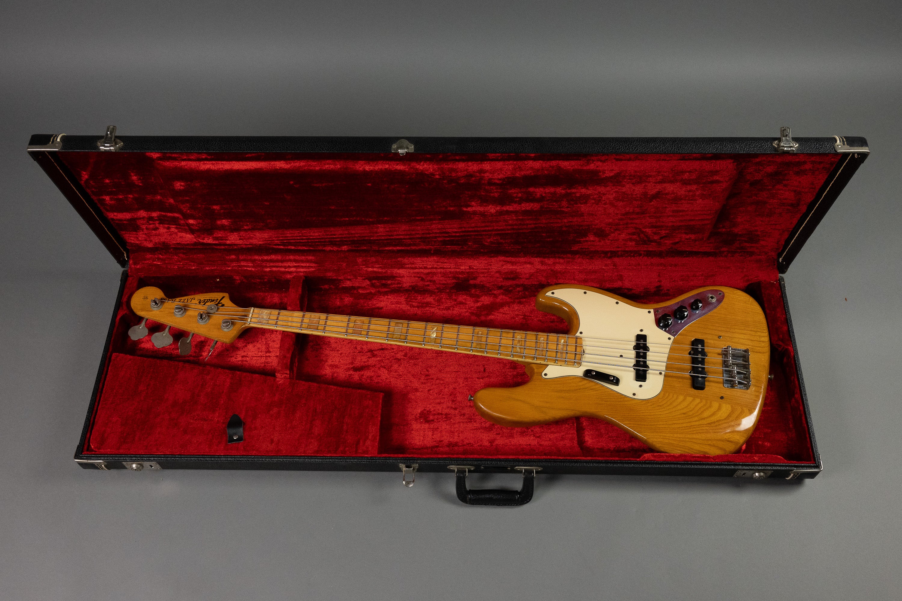 1973 Fender Jazz Bass (USA, Natural, HSC)