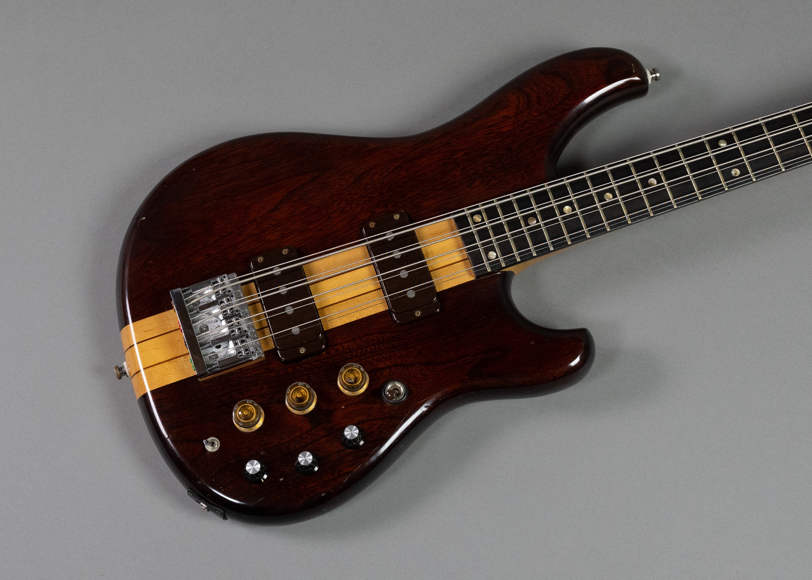 1980 Ibanez Musician MC924 Bass 8 String (Japan, Walnut, Gig Bag)