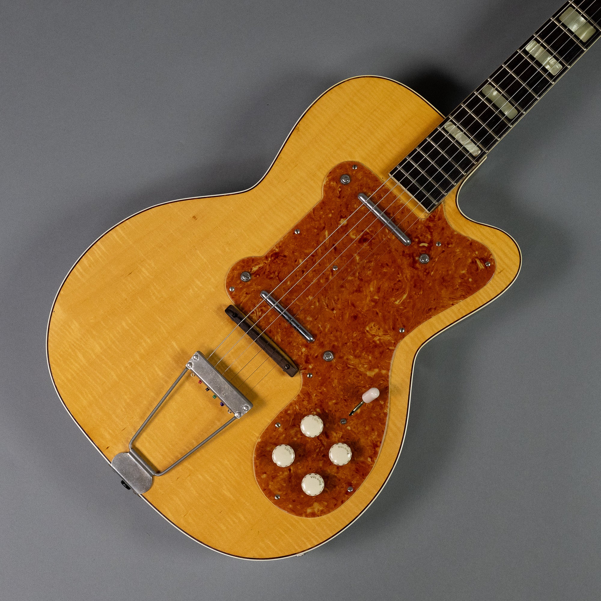 c1957 Kay K161 Thin Twin (USA, Natural, Pasteboard Case)