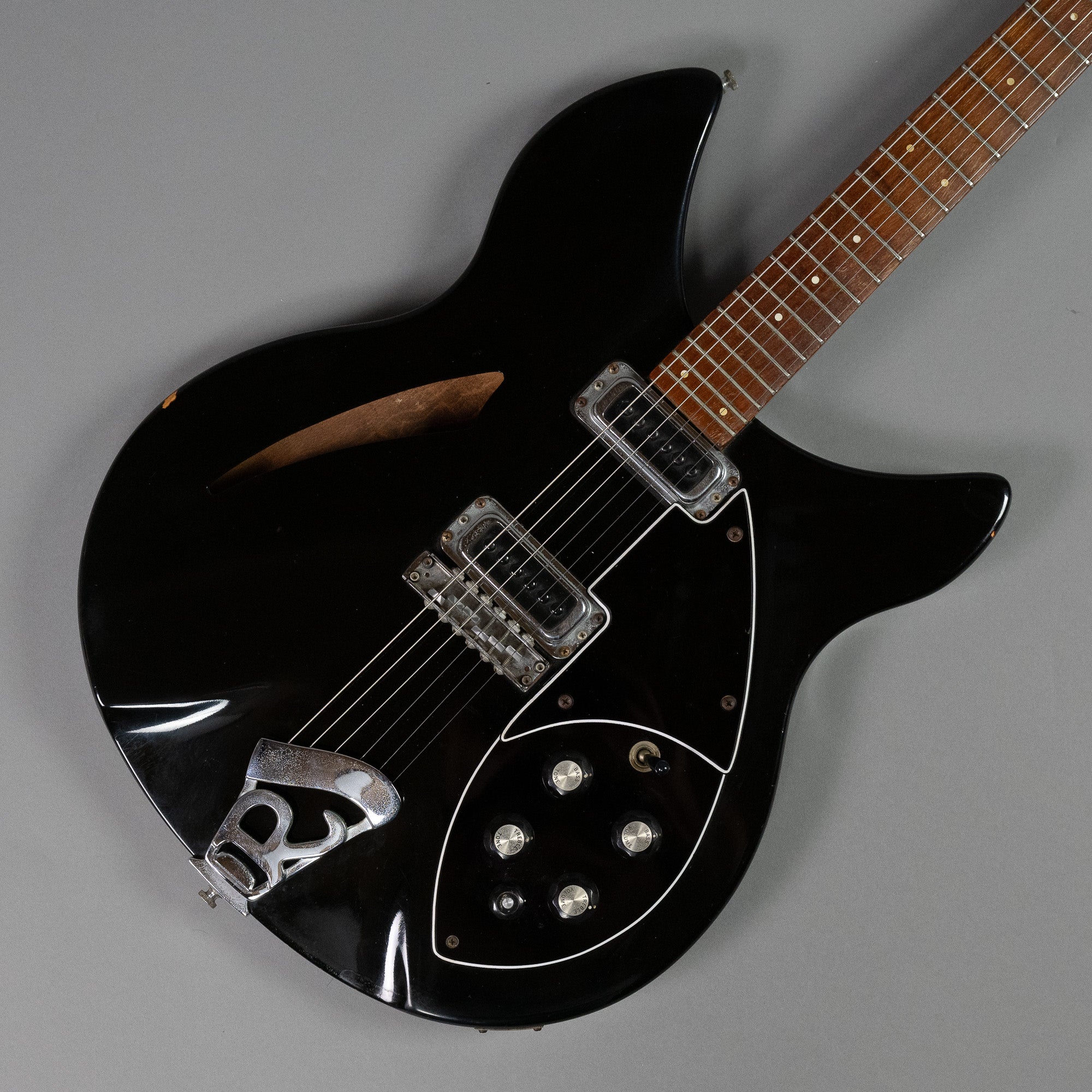 1982 Rickenbacker 330 (USA, Jetglo, OHSC)