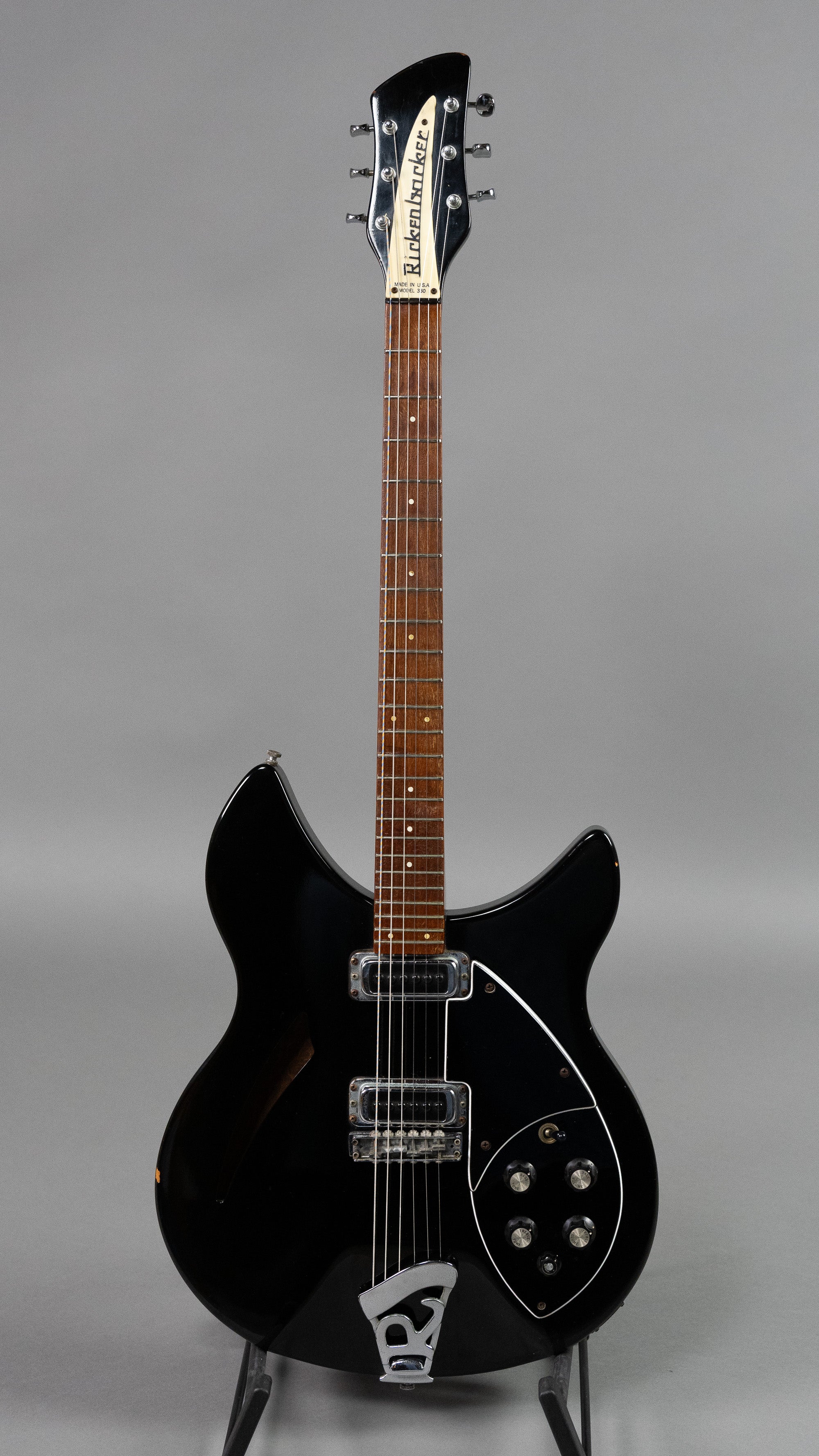 1982 Rickenbacker 330 (USA, Jetglo, OHSC)