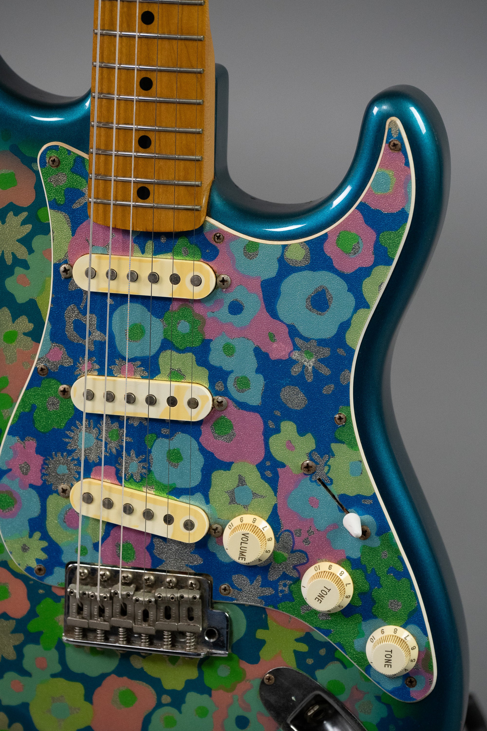 c2004 Fender 'Blue Floral' Stratocaster (Japan, Floral Blue)