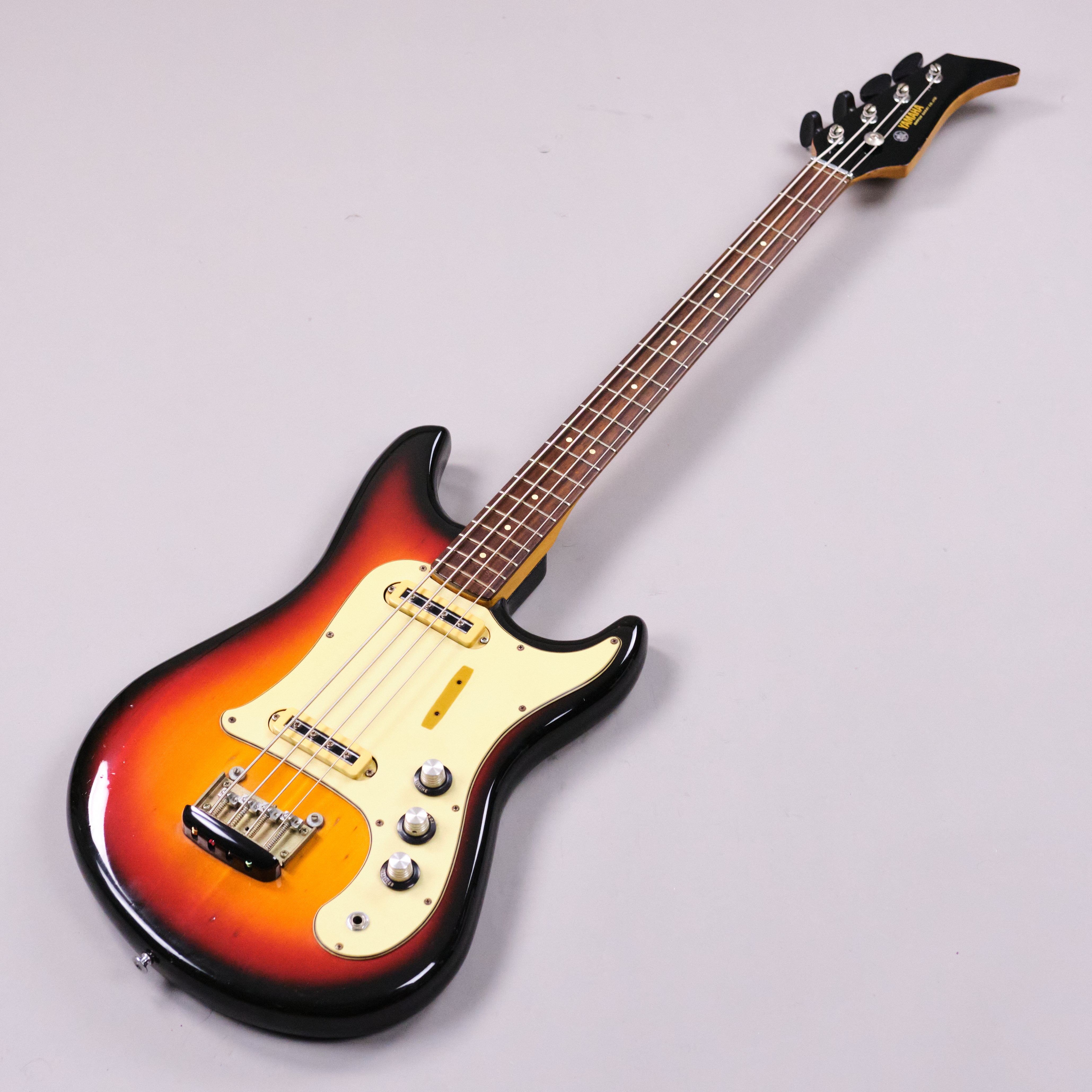 1966 Yamaha SB-2 Bass (Japan, Sunburst)