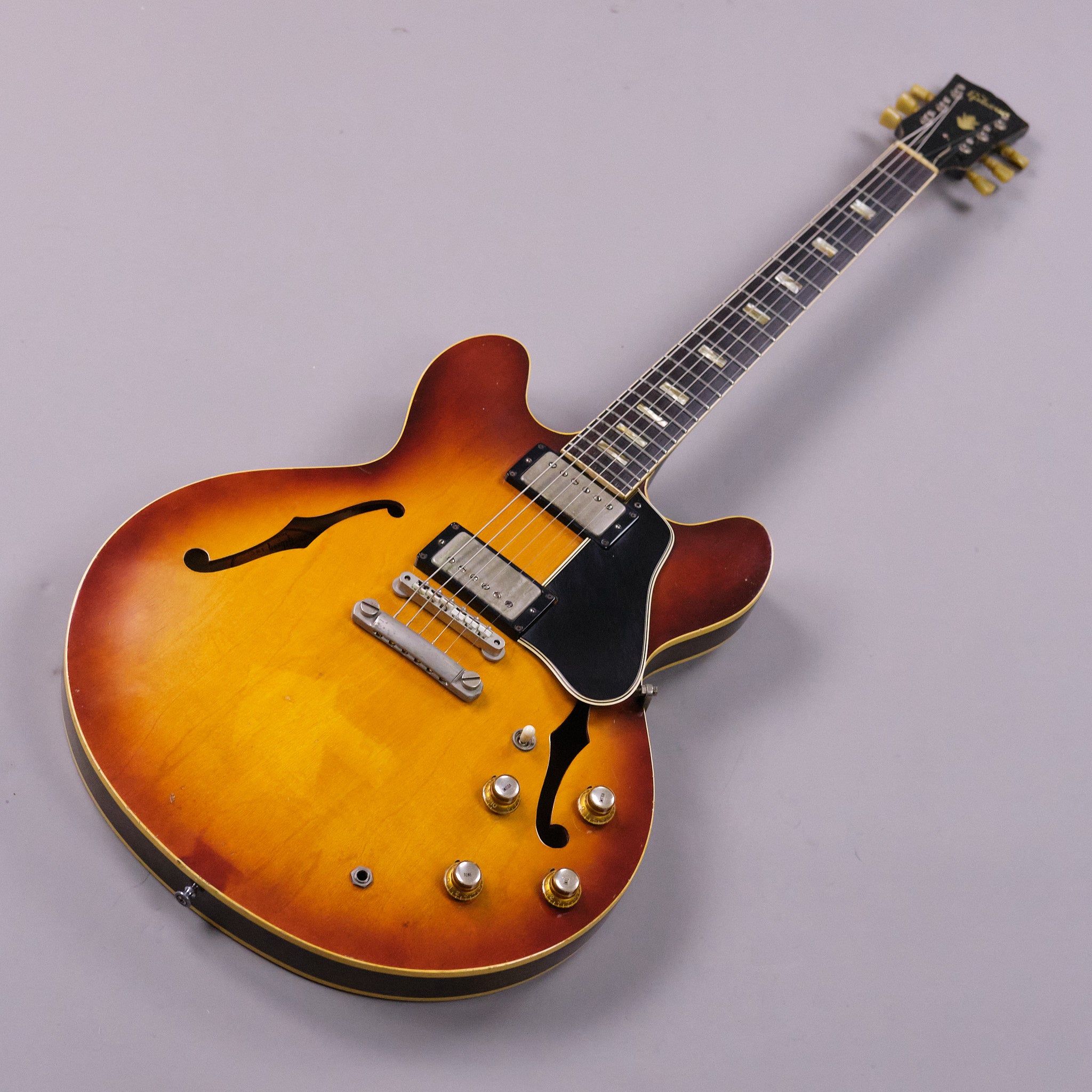 1965 Gibson ES-335 Sunburst (USA, HSC)