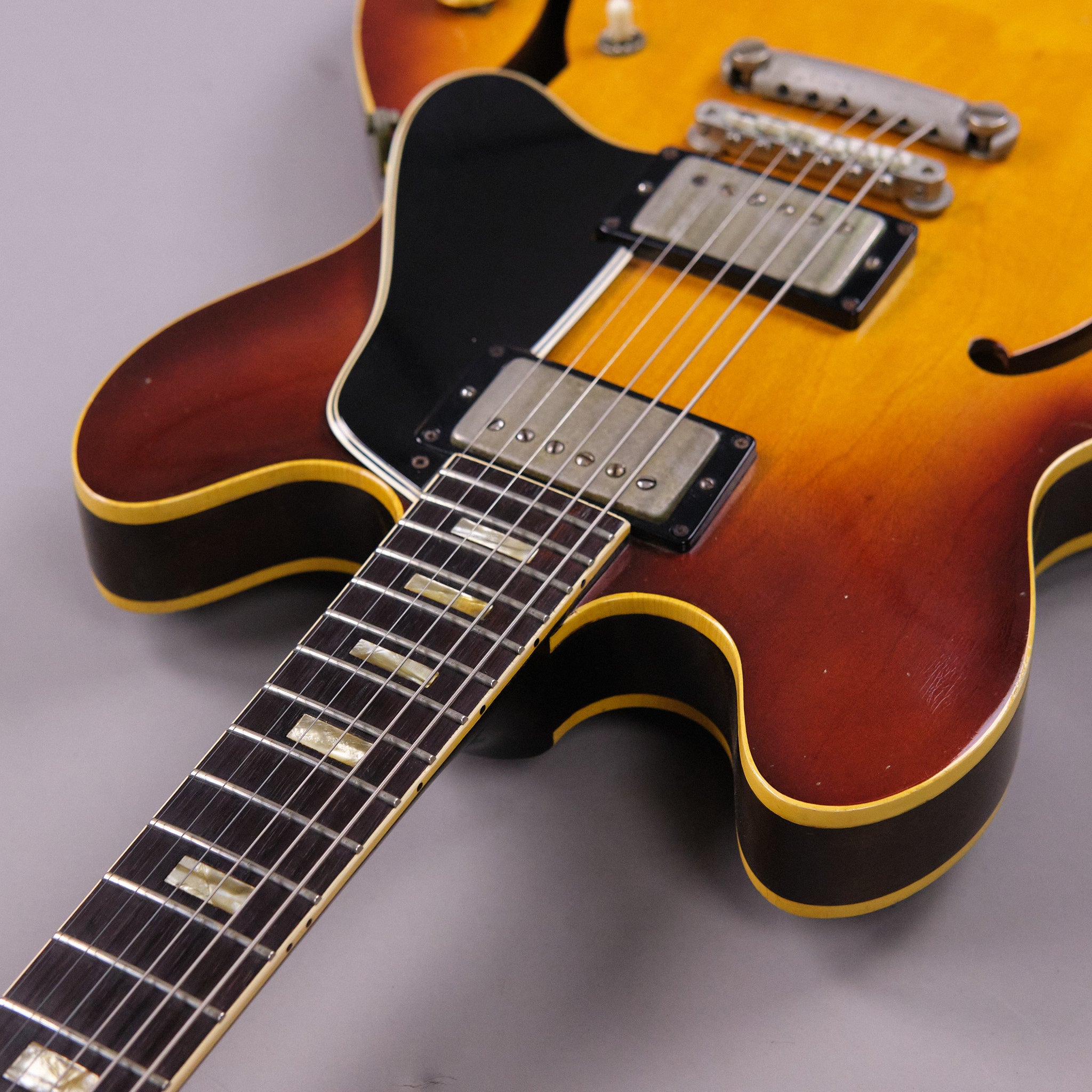 1965 Gibson ES-335 Sunburst (USA, HSC)