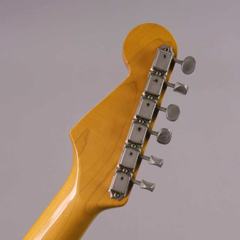 1997 Fender Stratocaster '57 Re-Issue (Japan, Sunburst)